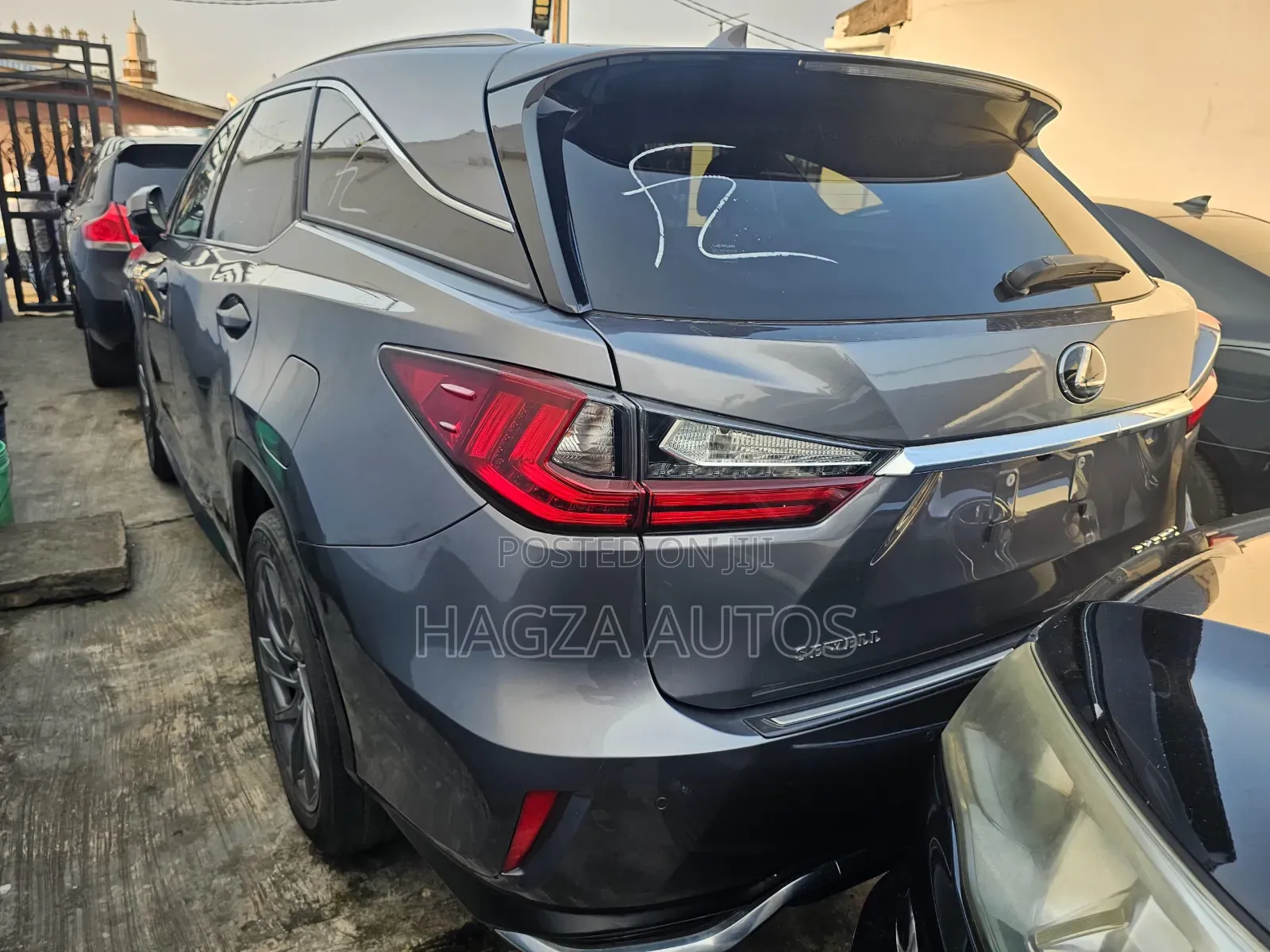 Lexus RX 350L Luxury FWD 2019 Gray