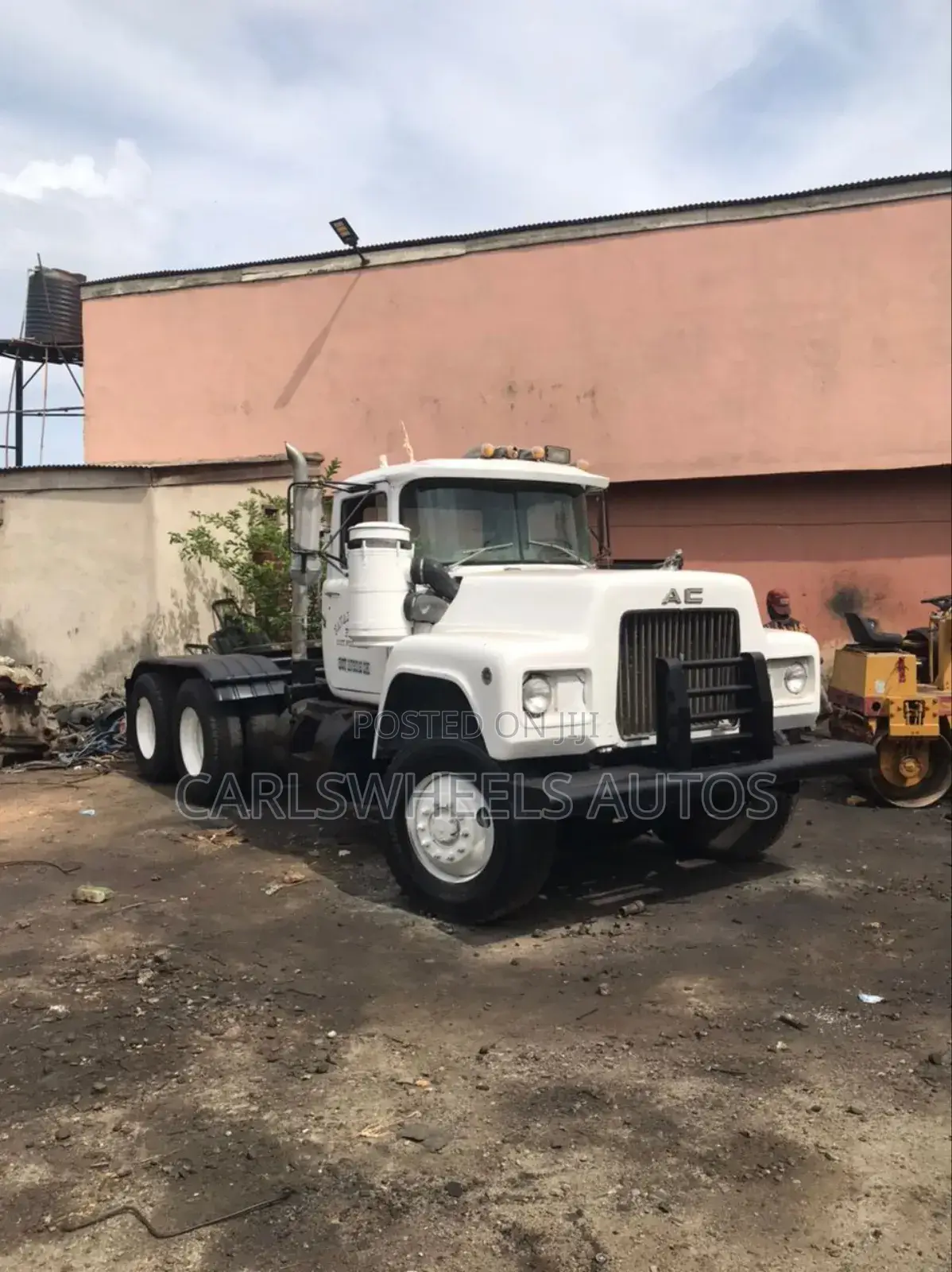 Foreign Used Mack Trailer (Tractor Head) Head