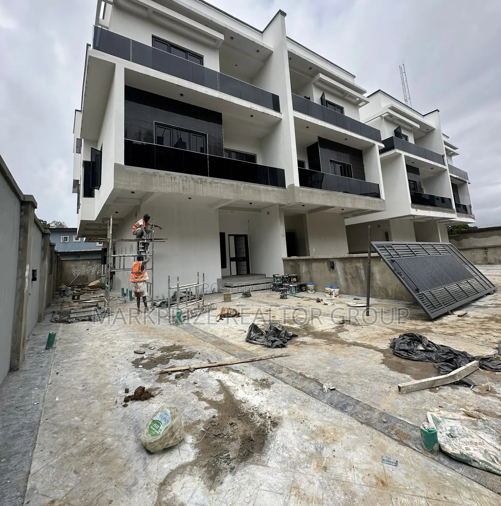 4bdrm Duplex in Ikeja Gra Lagos for sale