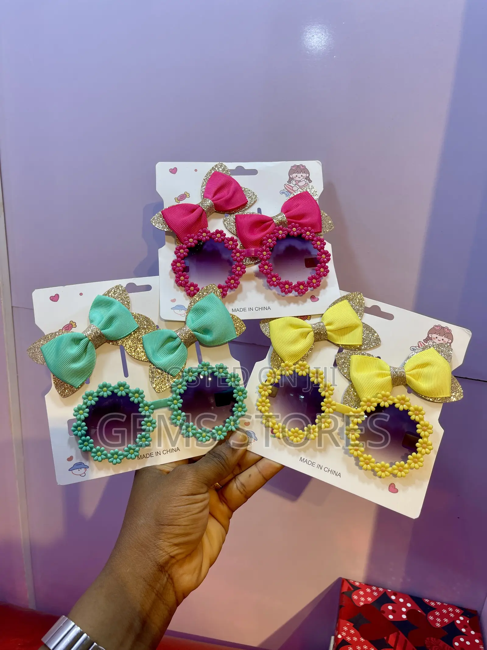 Adorable Kids' Sunglasses Hair Clip Set With Floral Accents