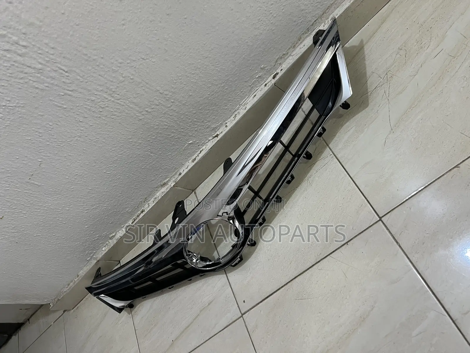 Toyota Avalon 2014 Front Grill