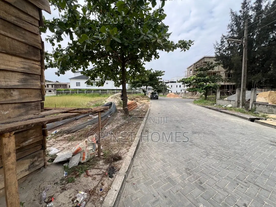 492sqm of Dry Land, Sand Filled Serviced Plot.