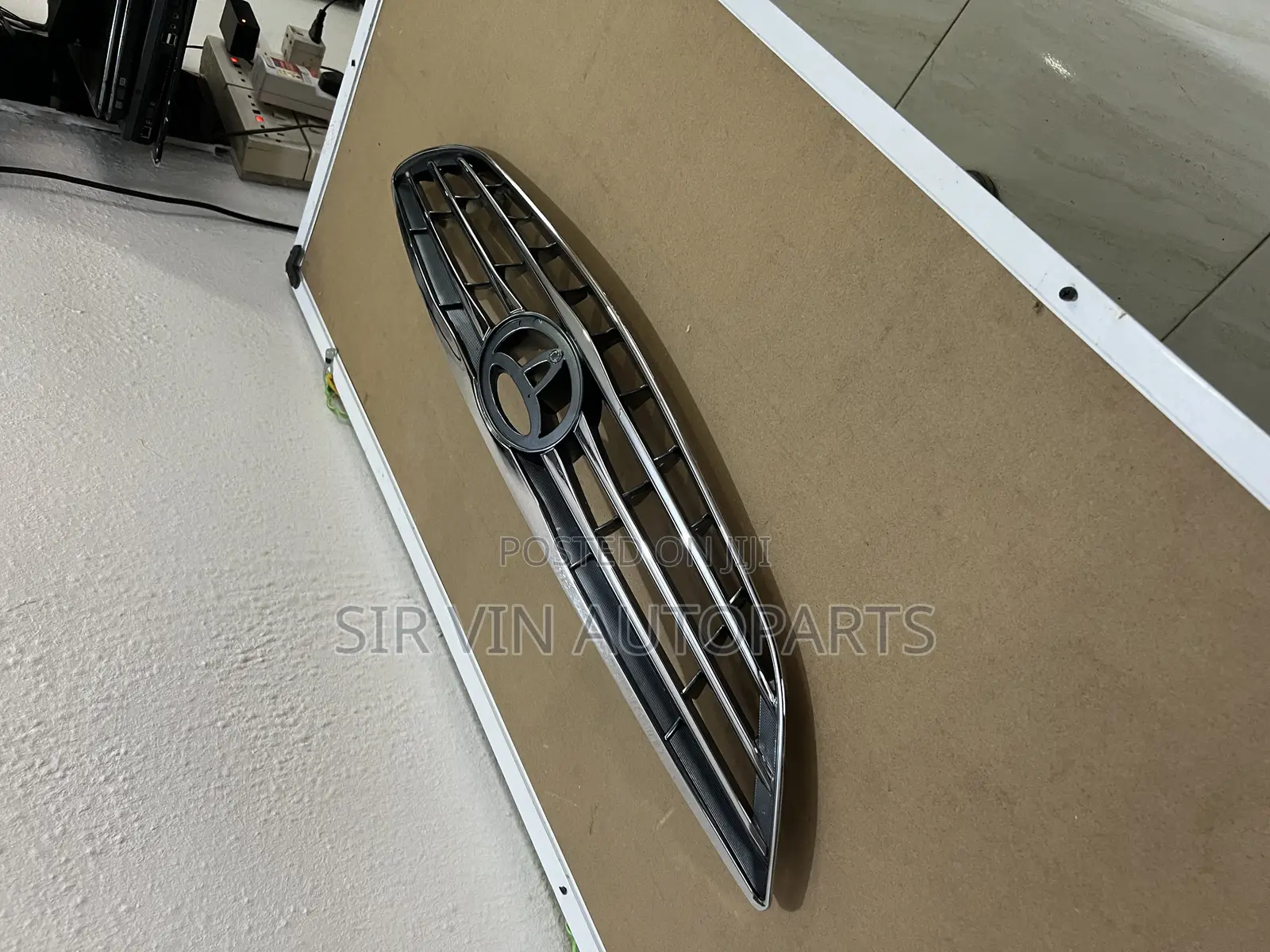 Toyota Camry 2005 Front Grill