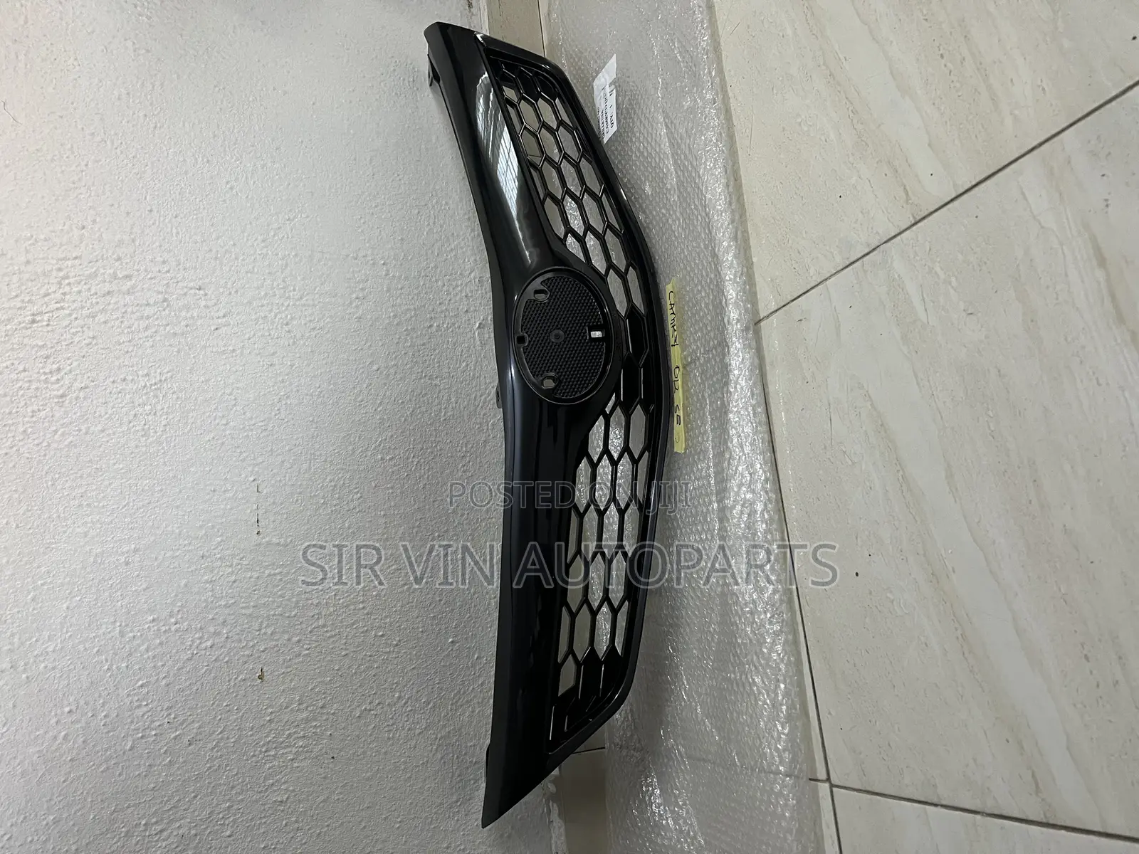 Toyota Camry 2012 Front Grill (Se)
