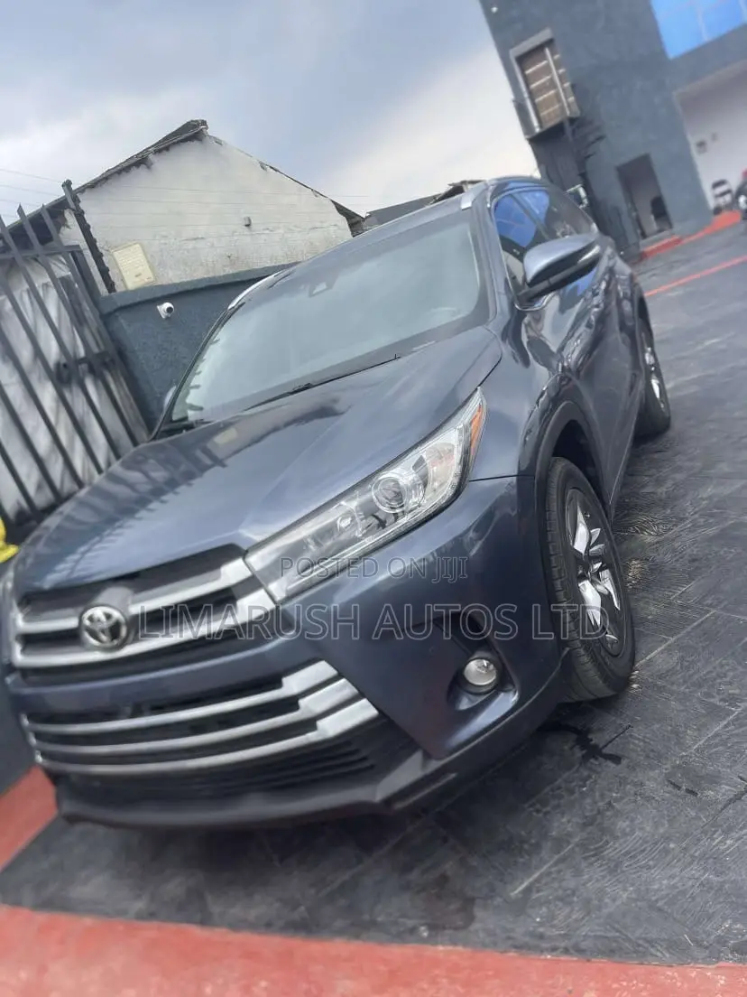 Toyota Highlander Limited Platinum 4x2 V6 (3.5L 6cyl 8A) 2018 Blue
