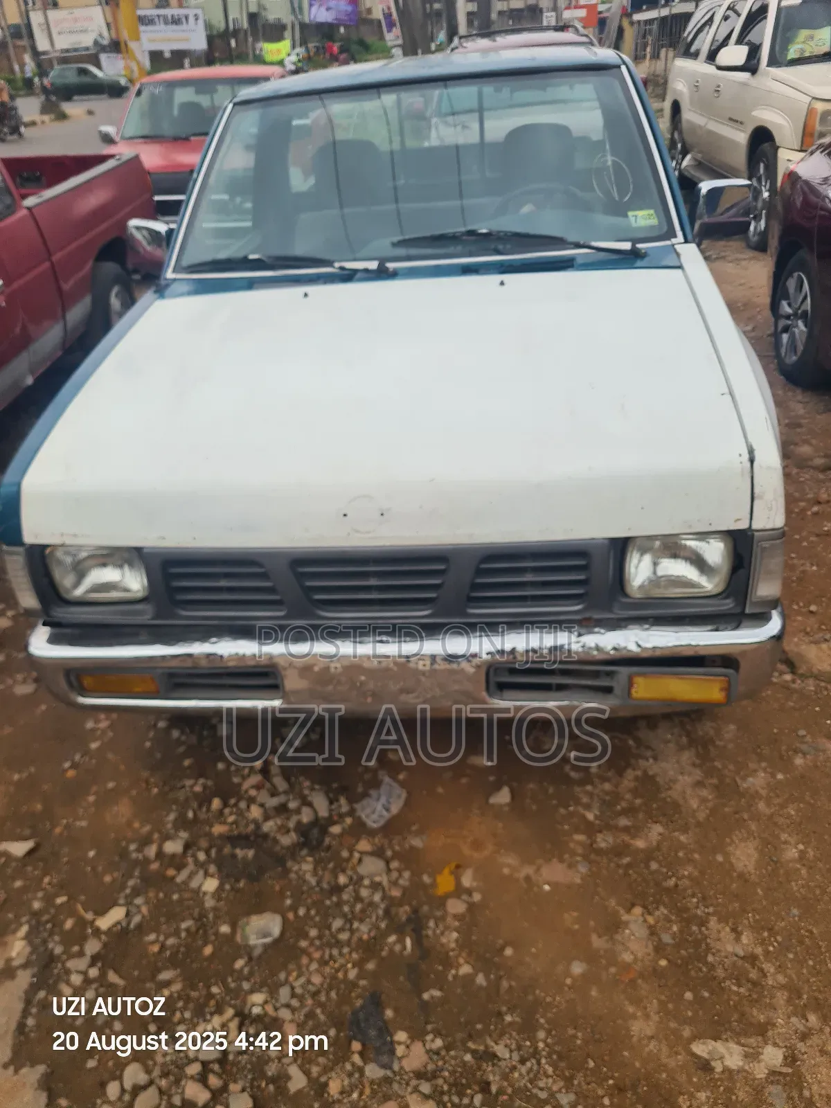 Nissan Frontier XE 4x2 Regular Cab 104.3 in. WB 2000 Green