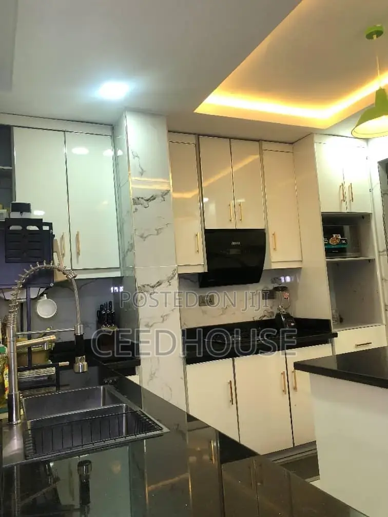 Fully Furnished 2 Bedroom Apartment