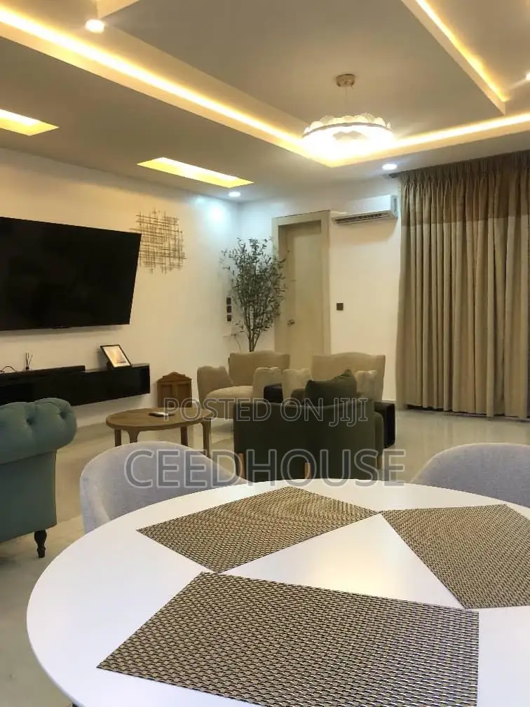 Fully Furnished 2 Bedroom Apartment