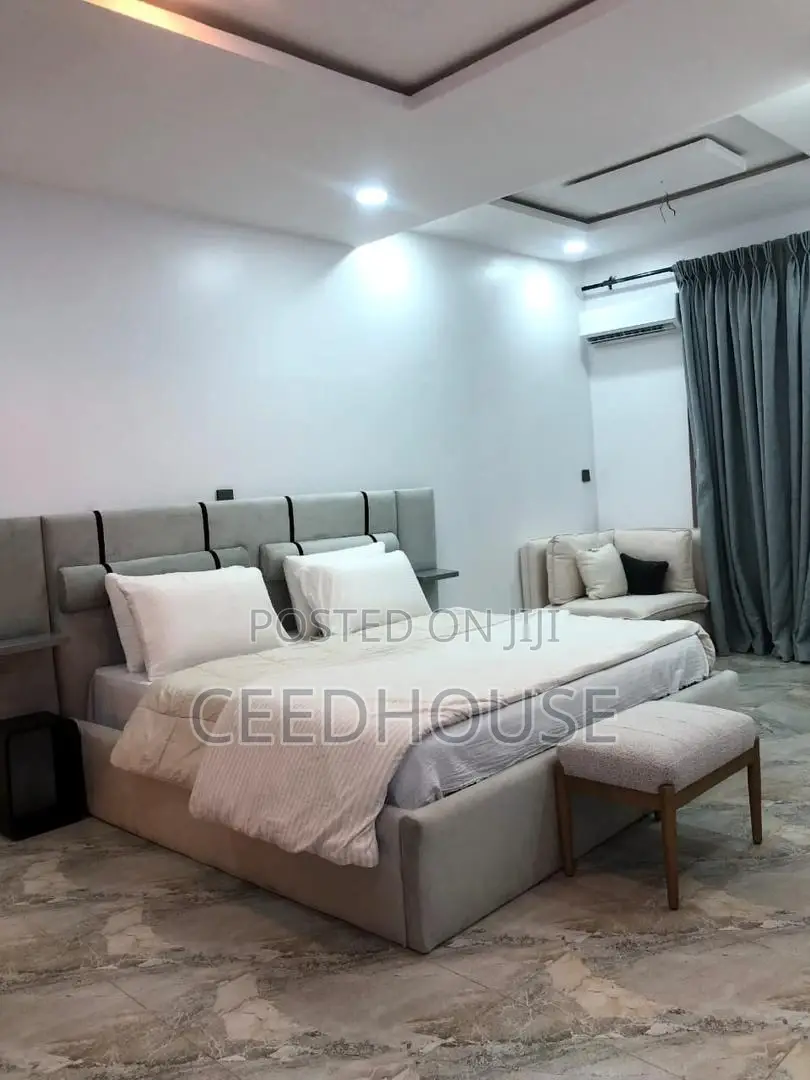 Fully Furnished 2 Bedroom Apartment