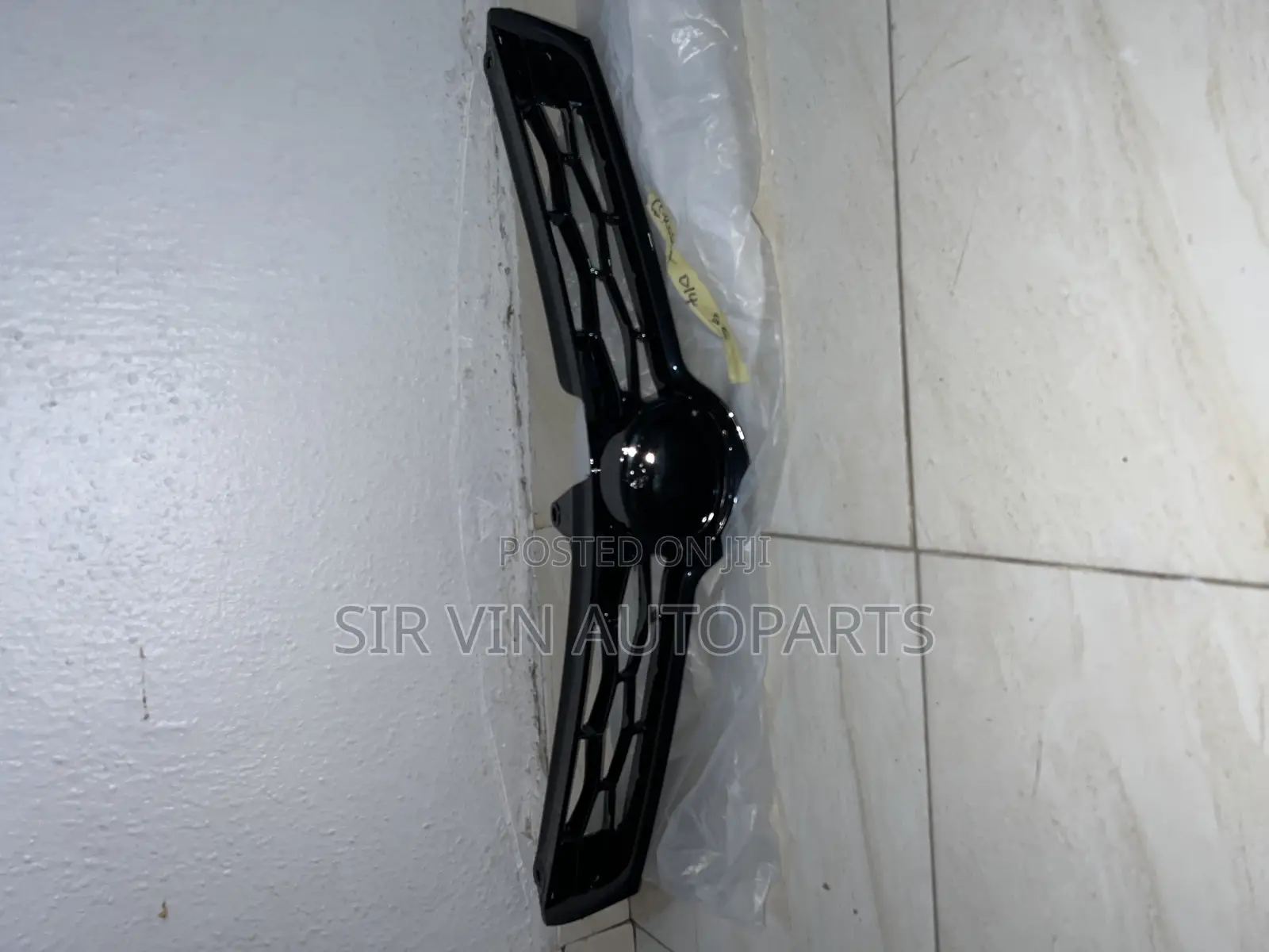 Toyota Corolla 2014 Front Grill (Se)