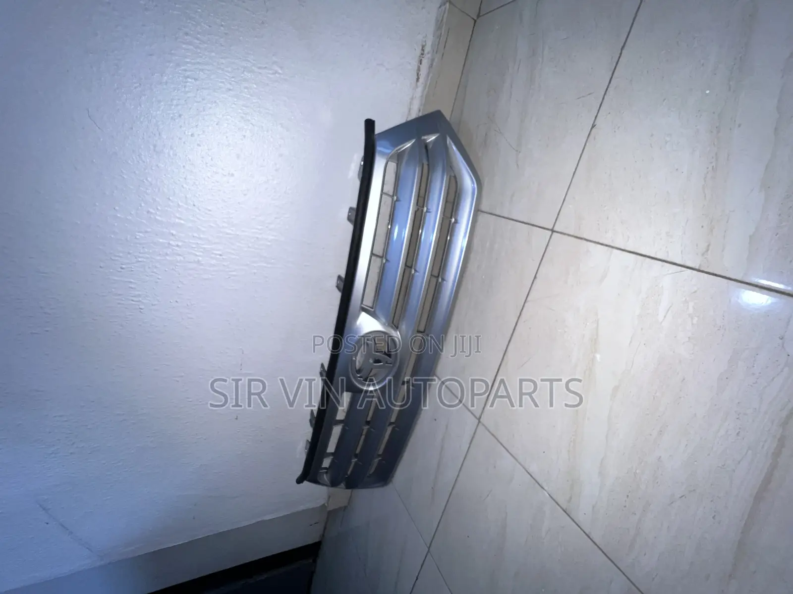 Toyota Highlander 2012 Front Grill
