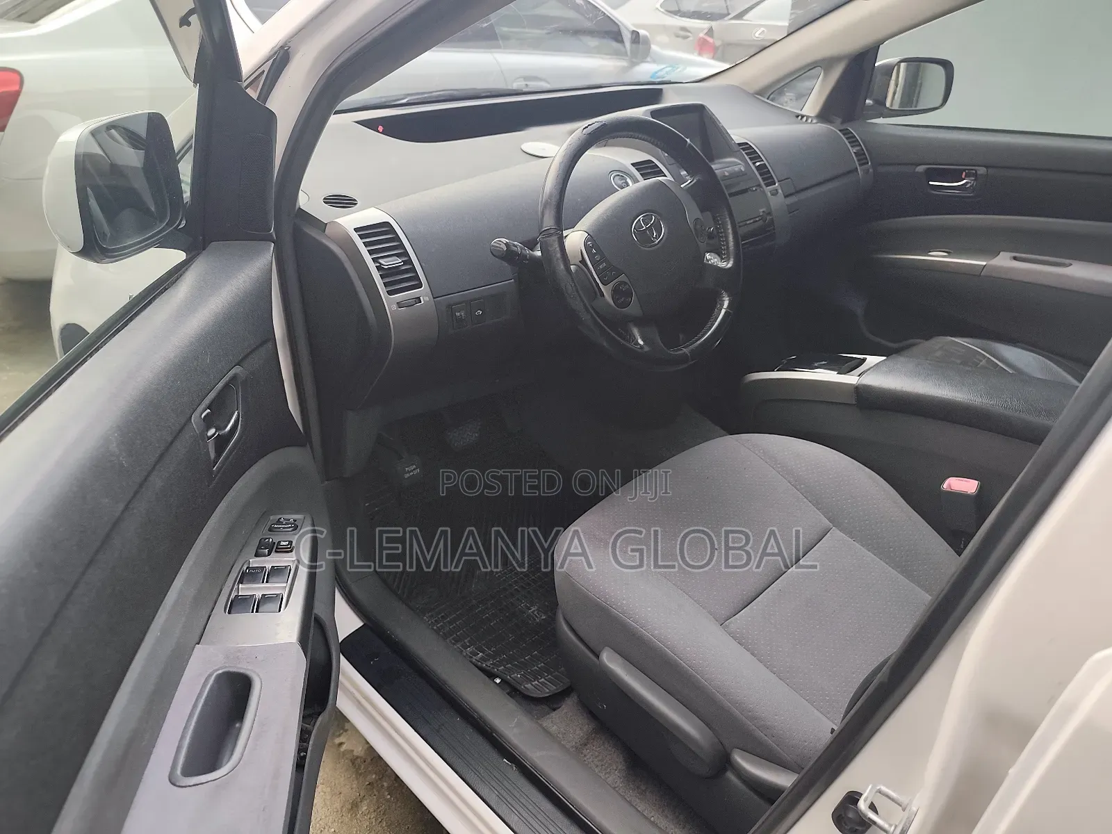 Toyota Prius HSD Hybrid 2004 White