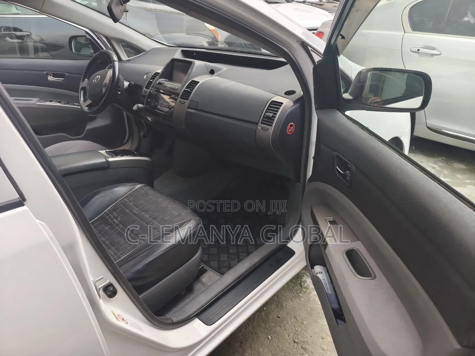 Toyota Prius HSD Hybrid 2004 White