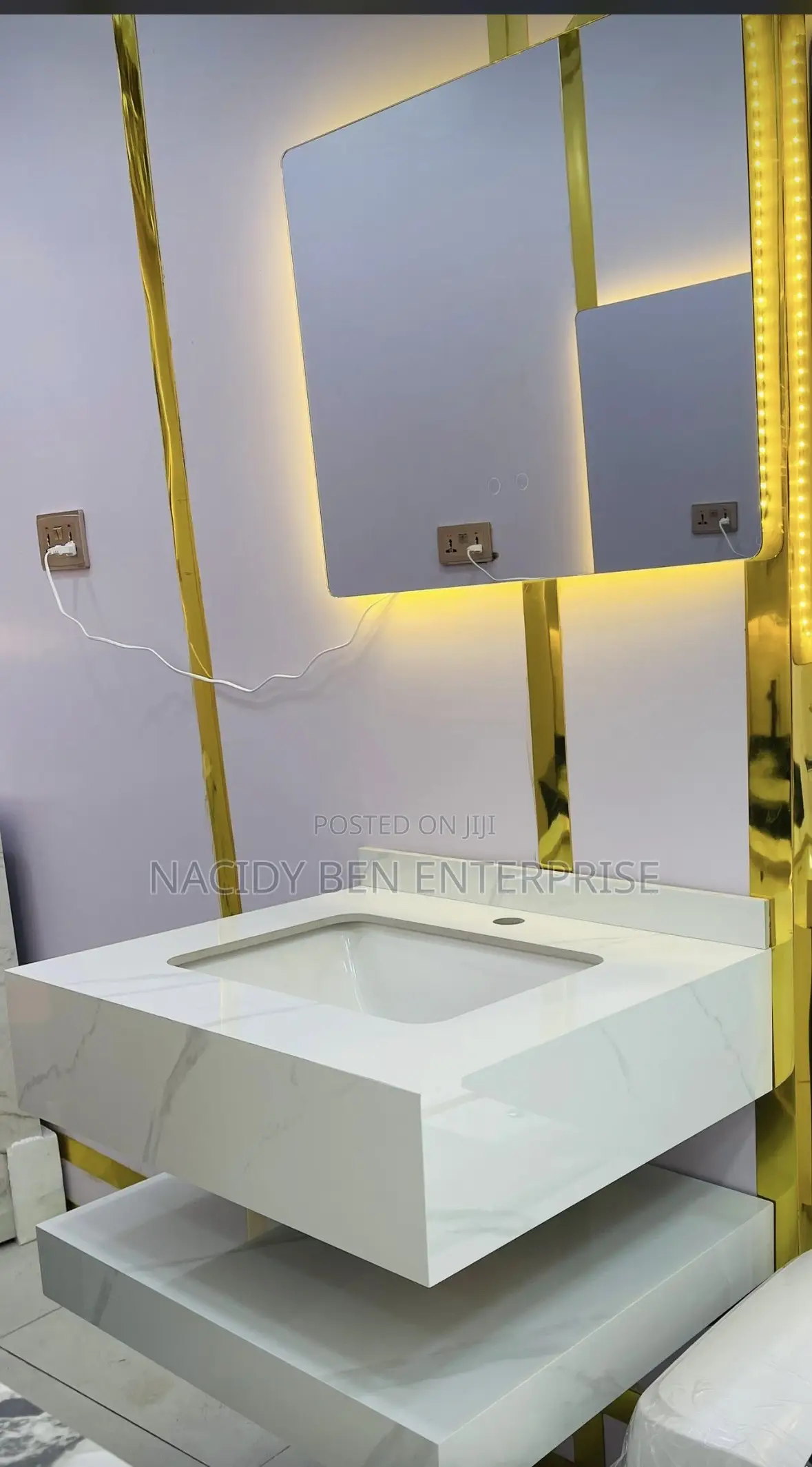 Set of Marble Basin
