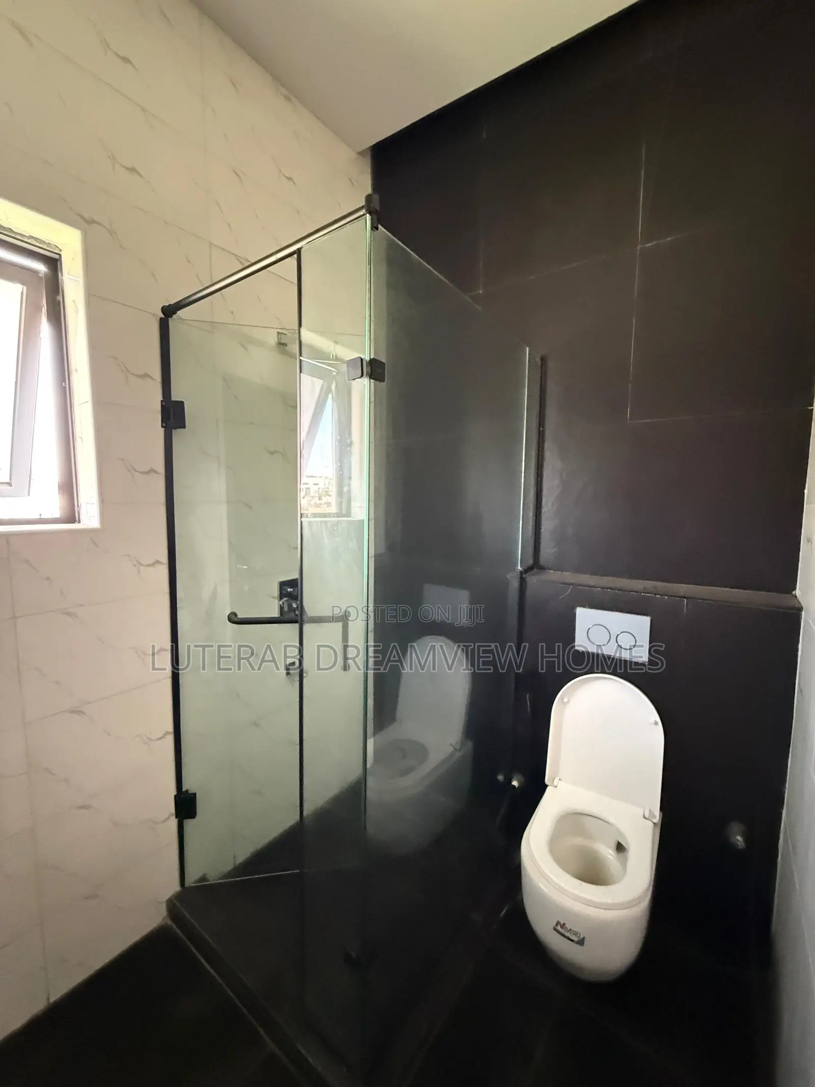 5bdrm Duplex in Guzape for sale