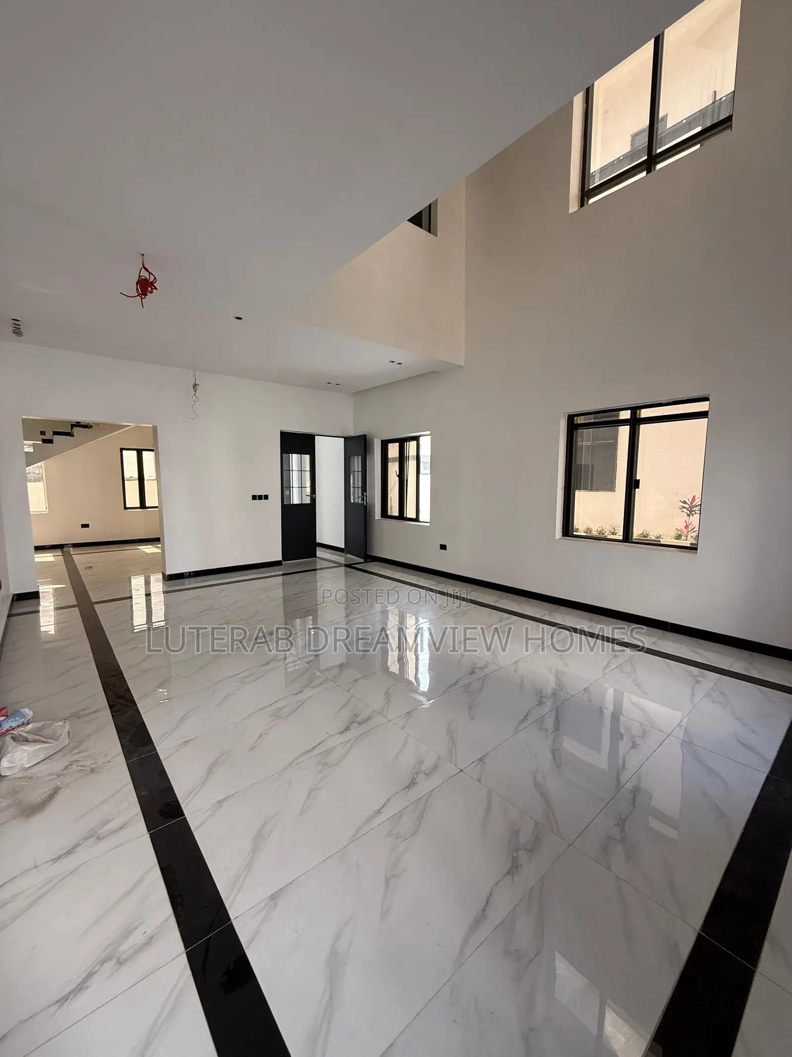5bdrm Duplex in Guzape for sale