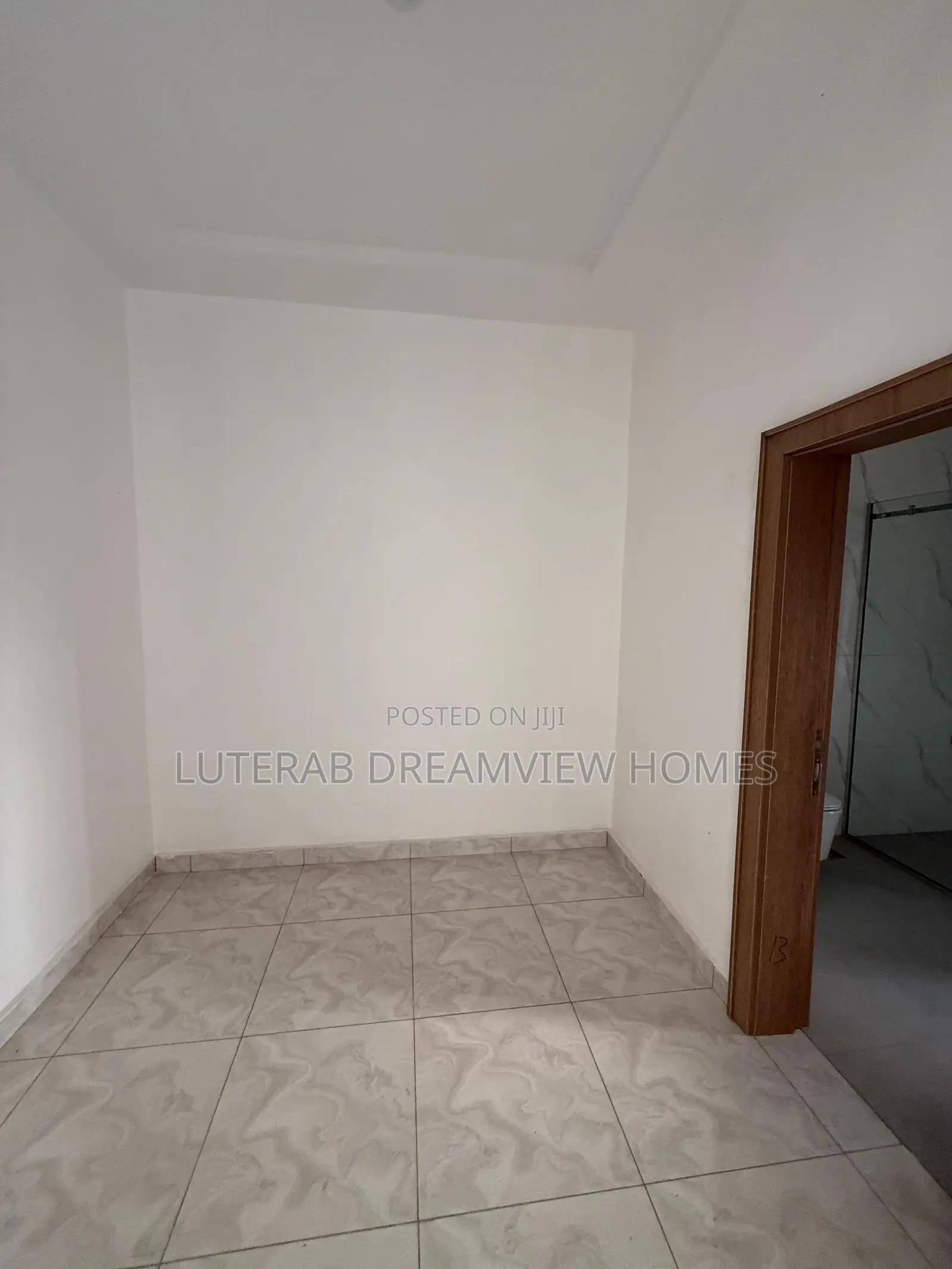4bdrm Townhouse/Terrace in Mabushi for sale