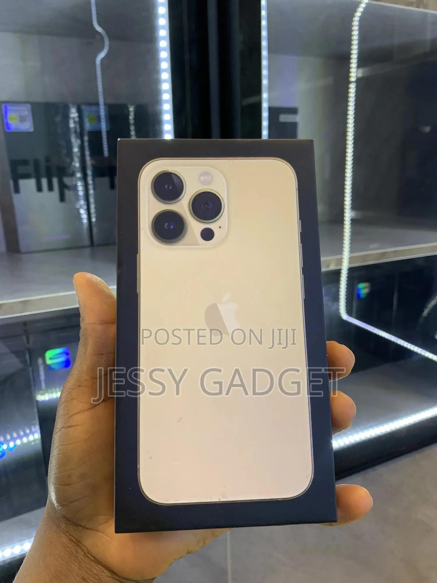 New Apple iPhone 13 Pro 256 GB Gold