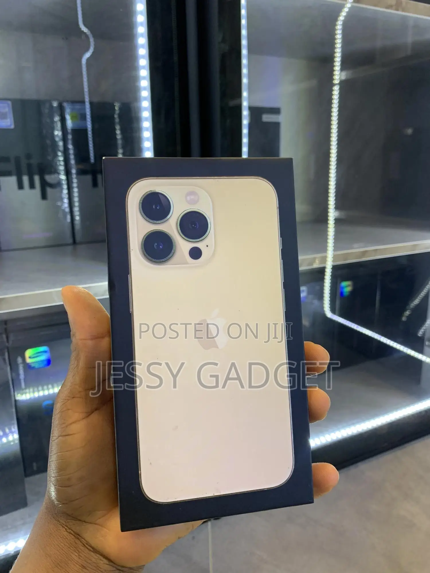 New Apple iPhone 13 Pro 256 GB Gold