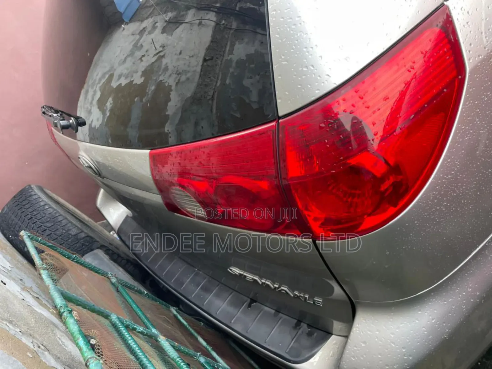 Toyota Sienna XLE AWD 2006 Gold