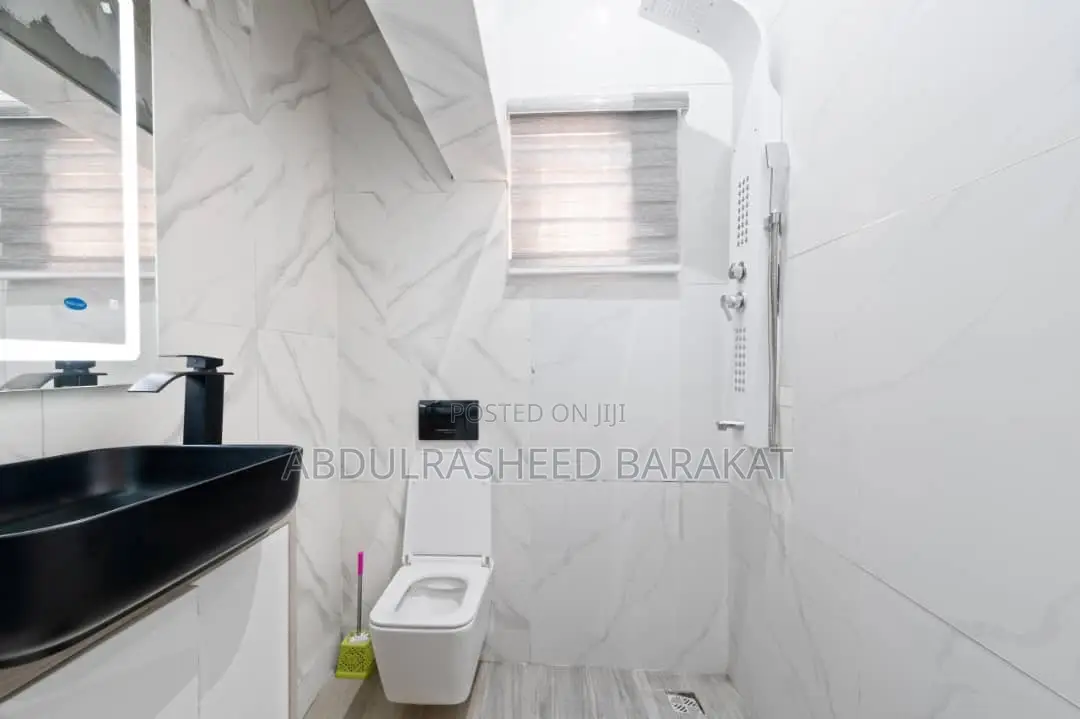 Spacious Studio With Netflix and Lot More