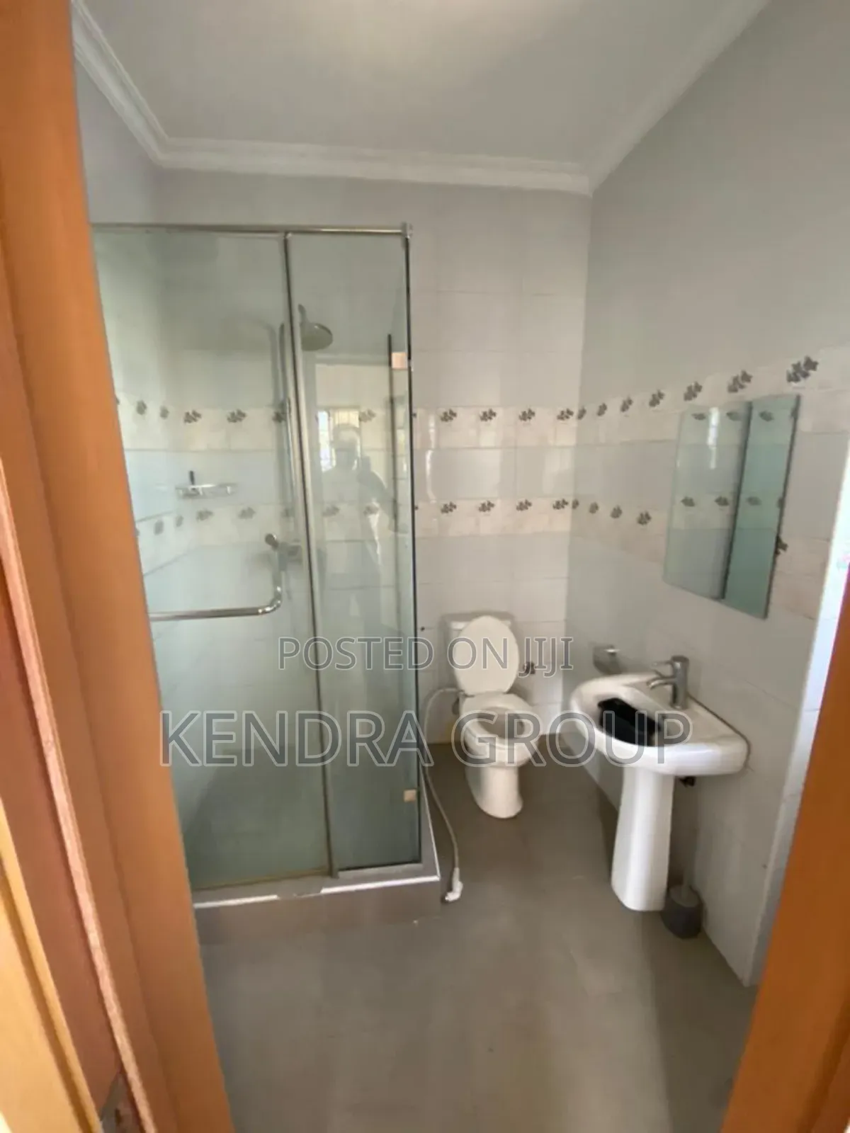 Furnished 2bdrm Block of Flats in Sangotedo for rent