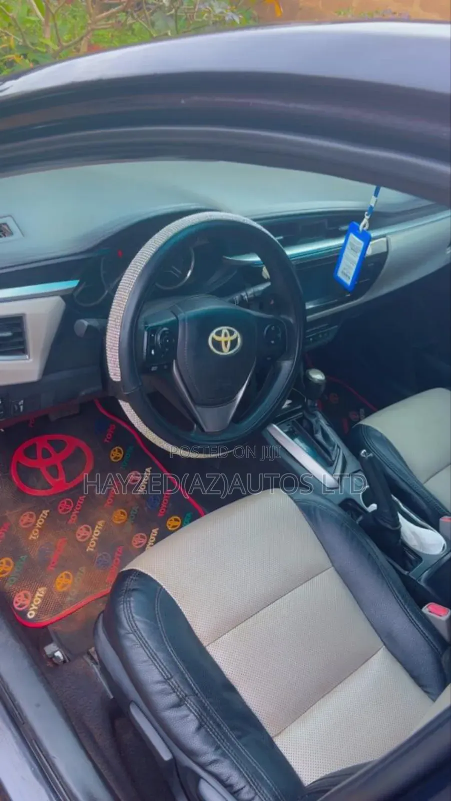 Toyota Corolla LE 4dr Sedan (1.8L 4cyl CVT) 2015 Black