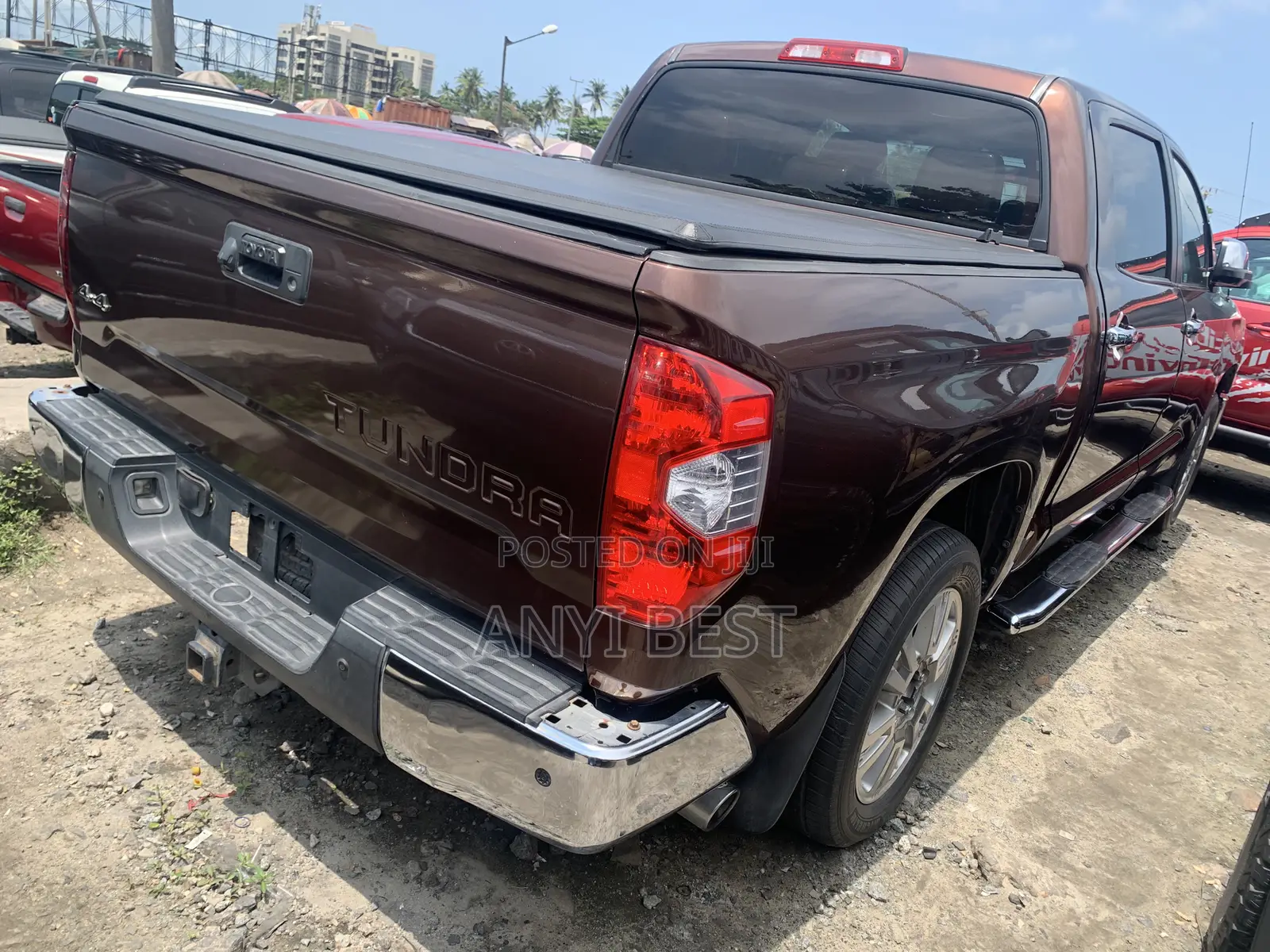 Toyota Tundra 2015 Brown