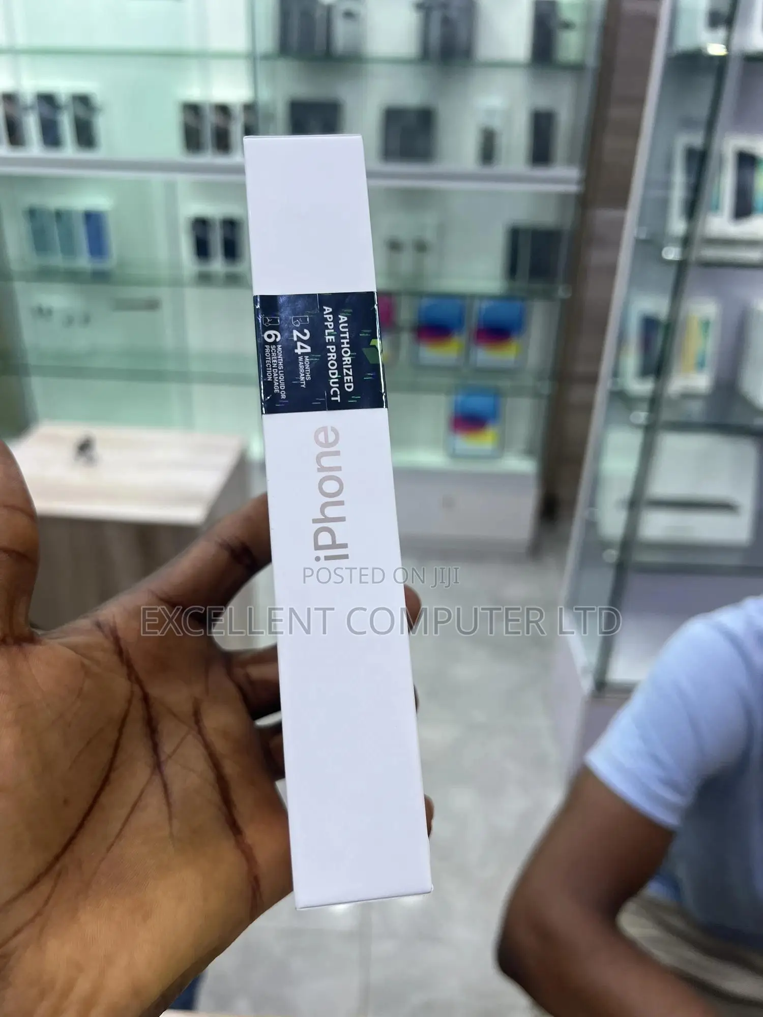 New Apple iPhone 16 Pro 128 GB Gold