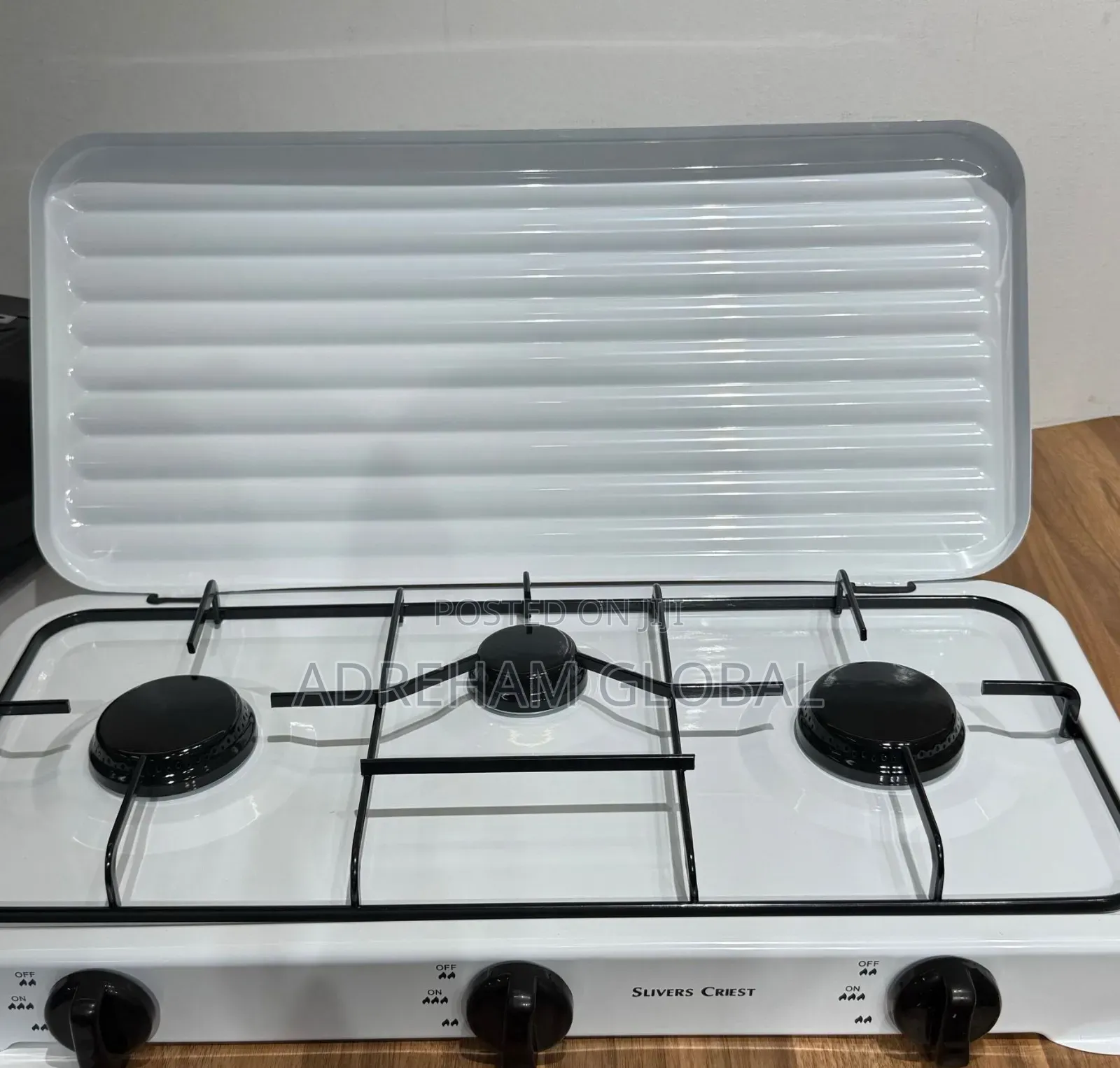 3 Face Quality Thick Body Sliver Criest Gas Cooker With Cover