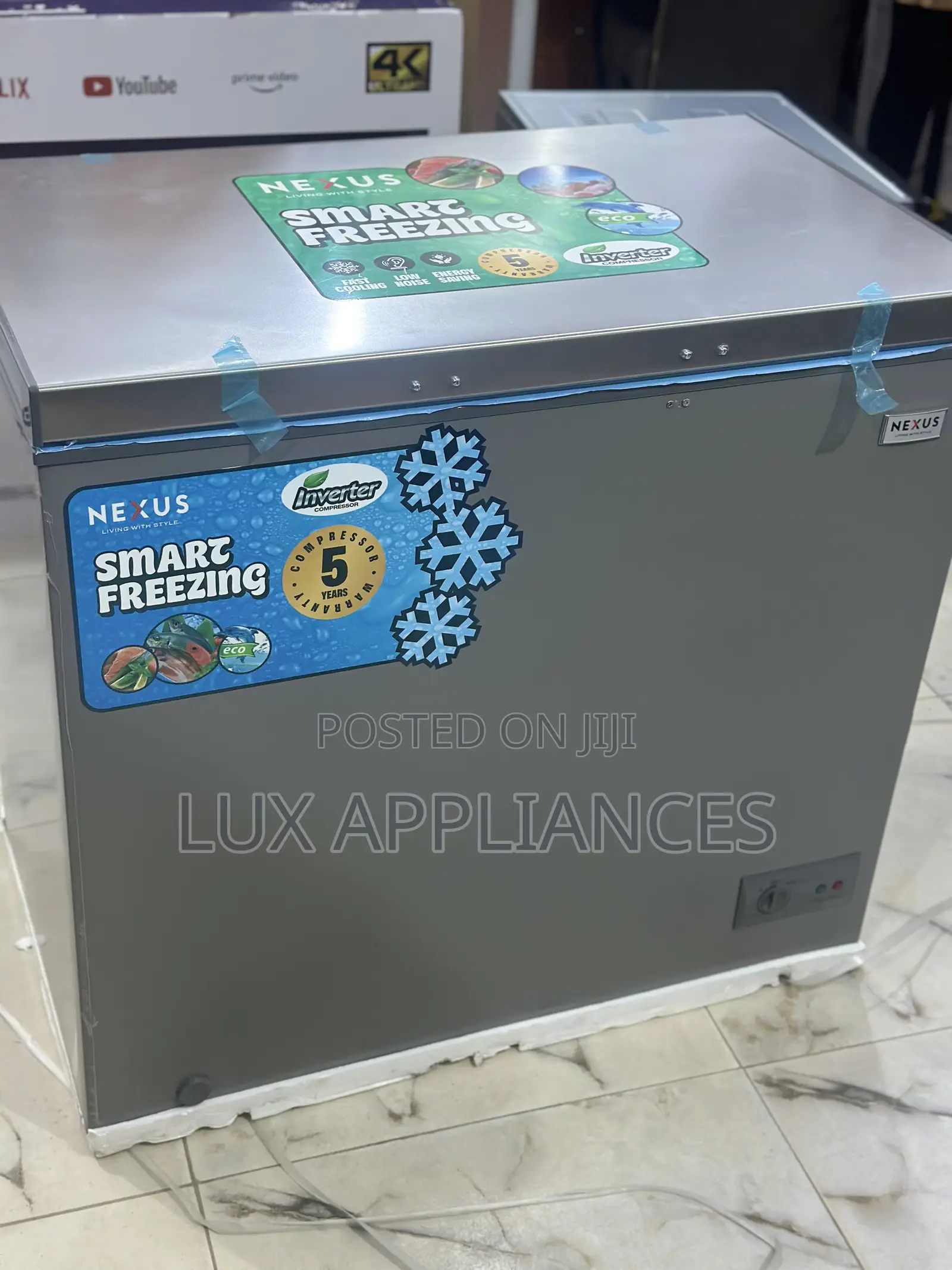 Nexus 200l Freeze Lock Chest Freezer Features an Easy to Clean
