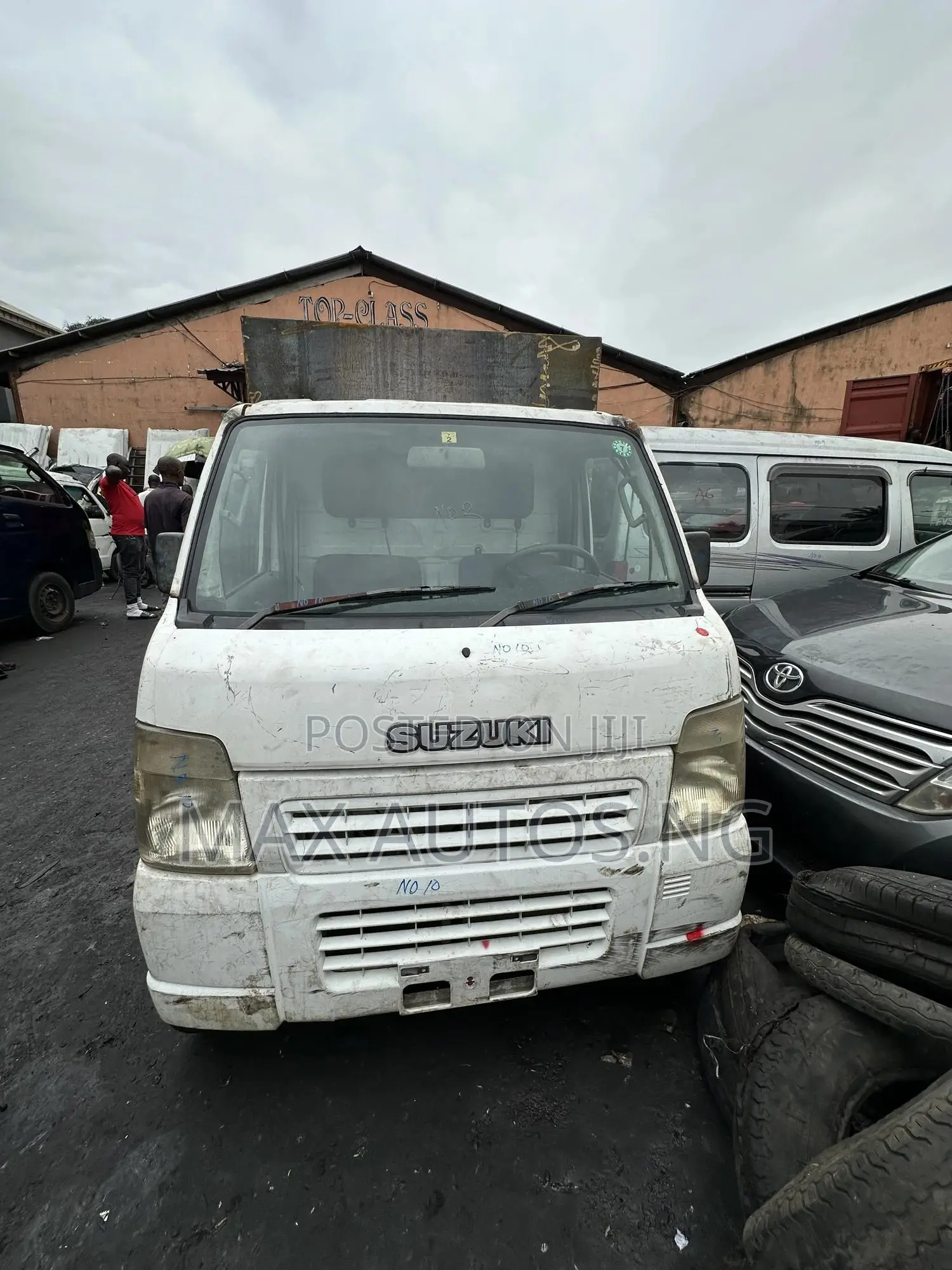 Suzuki Carry 2010(Container Body) White