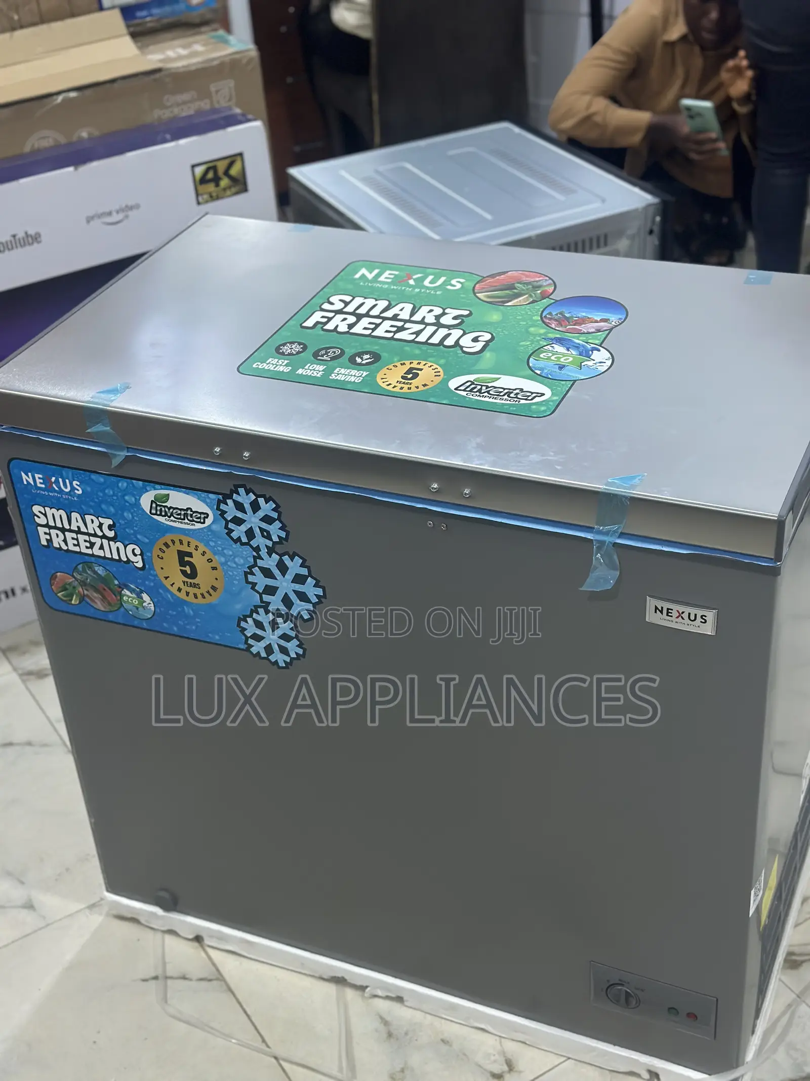 Nexus 200l Kitchen Must Chest Freezer Features an Easy to Clean