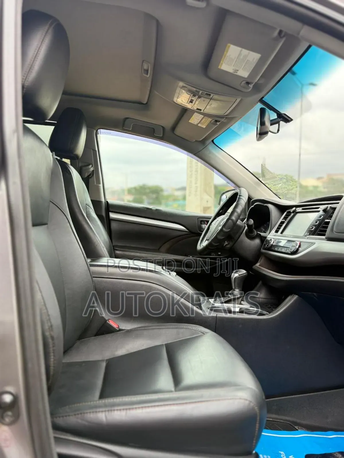 Toyota Highlander XLE V6 4x4 (3.5L 6cyl 6A) 2016 Brown