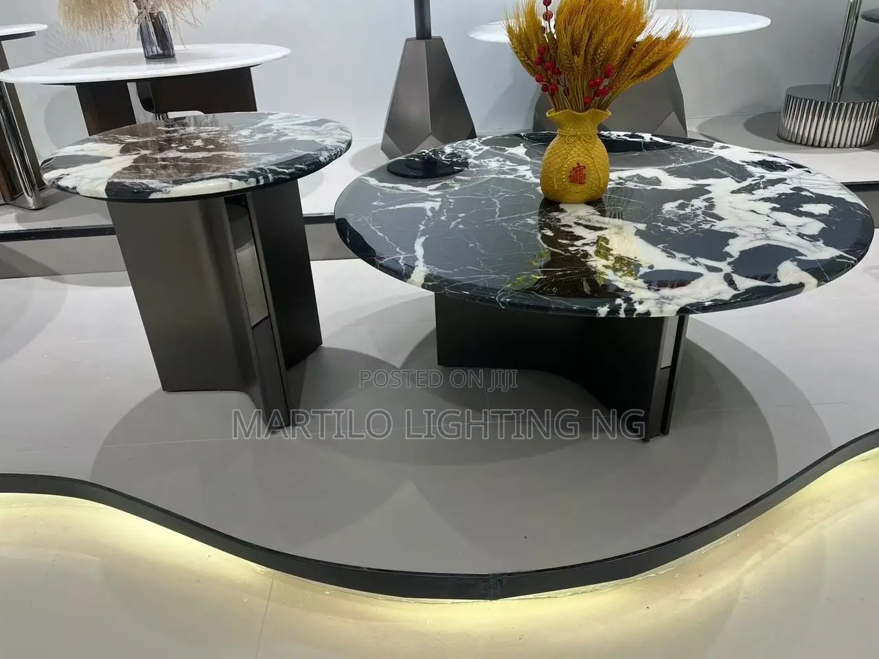 New Modern Black Center Table, Beautiful and Elegant for Your Home