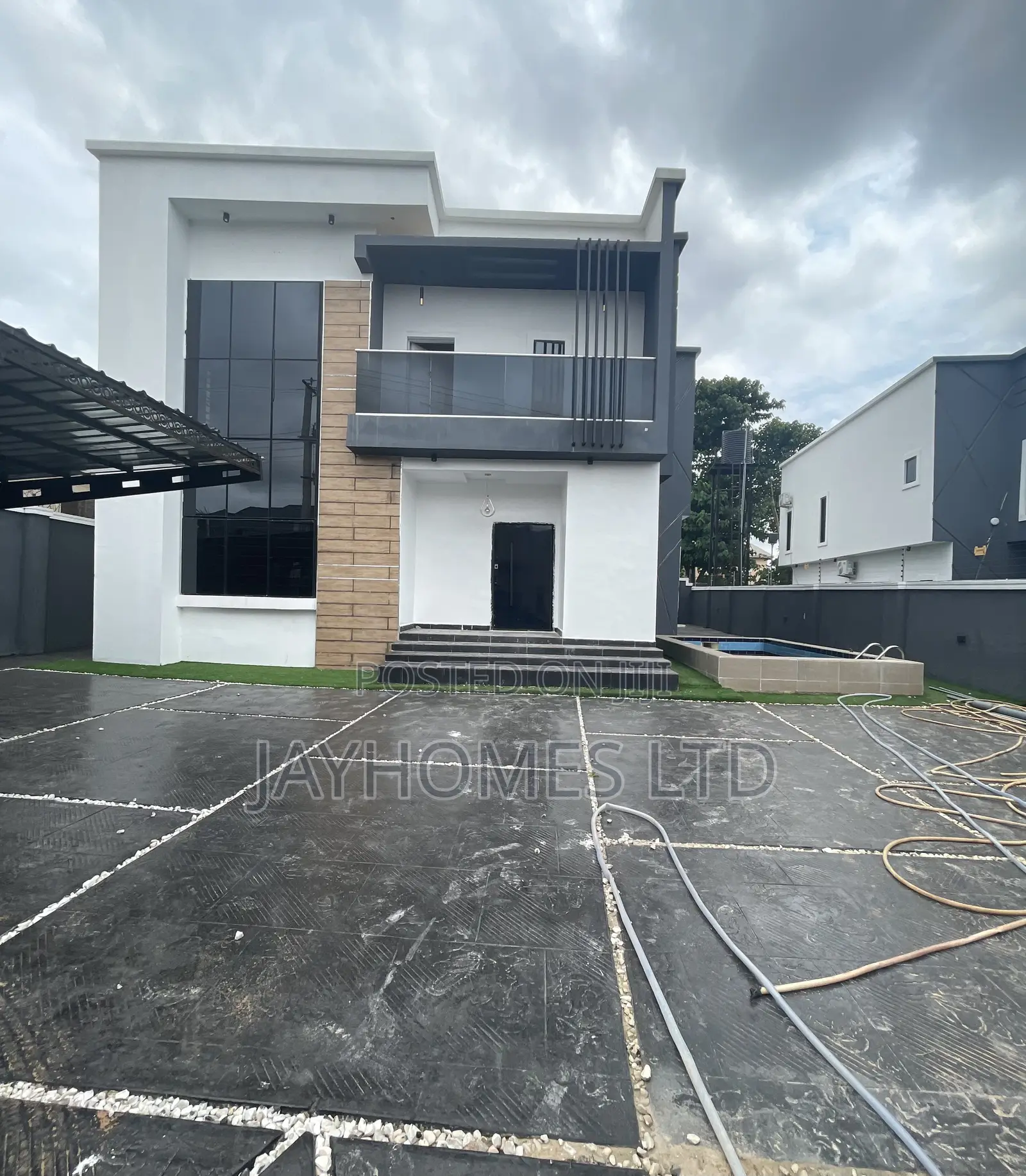 4 Bedroom Duplex With 1bq Attached for Sale at Off Midwifery Asaba