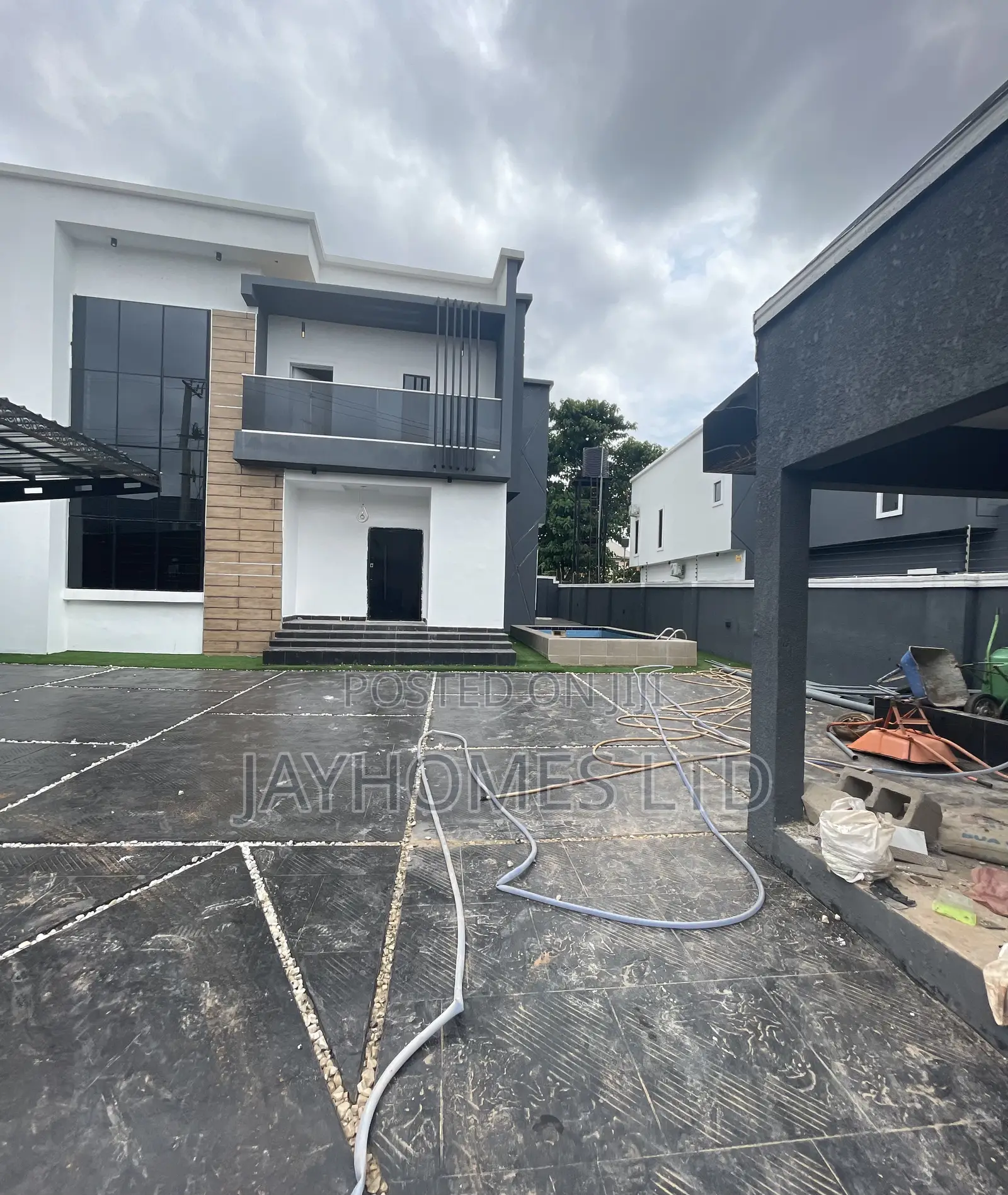 4 Bedroom Duplex With 1bq Attached for Sale at Off Midwifery Asaba