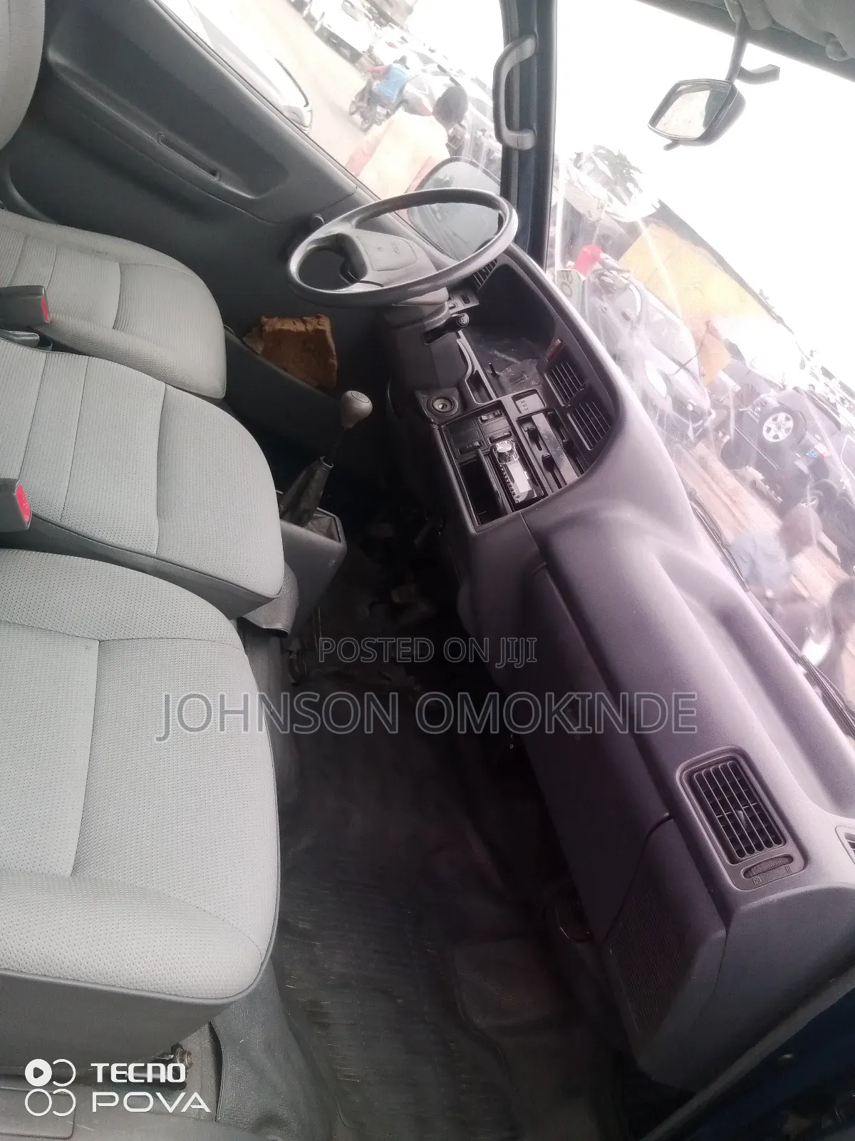 Toyota HiAce 1998 Blue