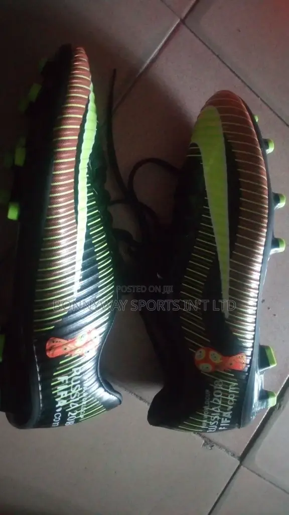 Nike Size 43 Leather Boot