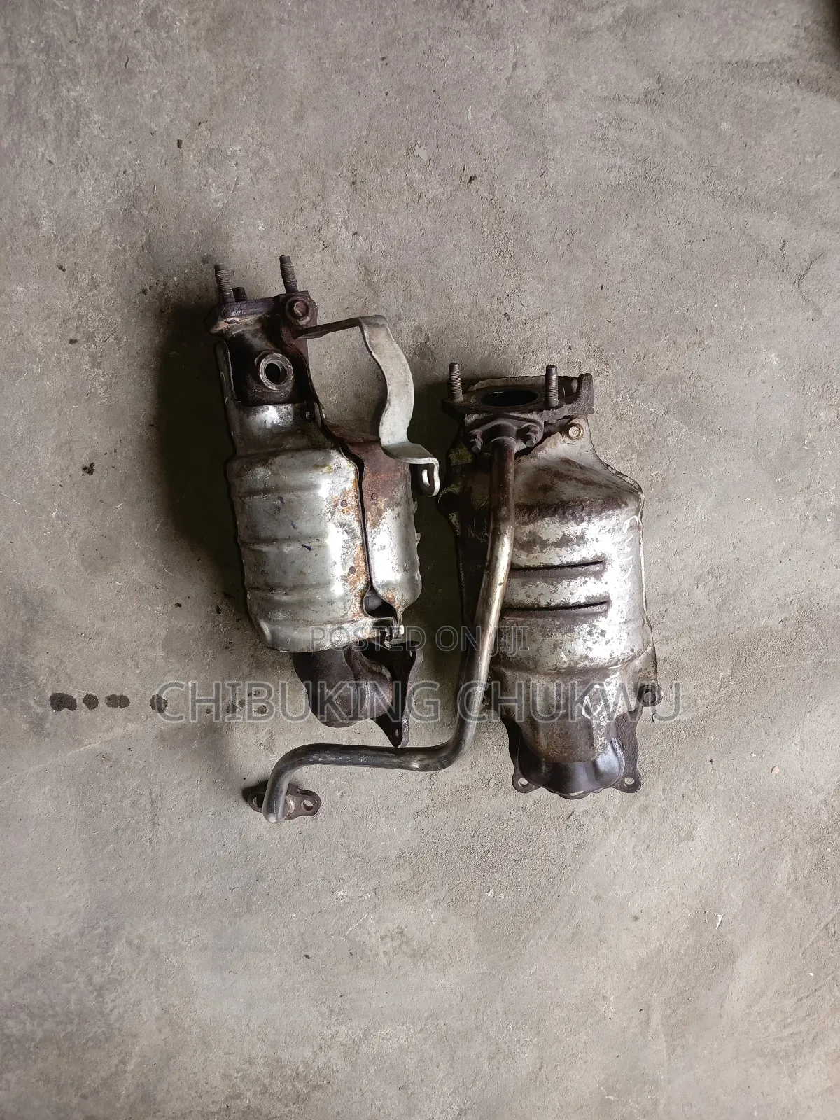 Honda Accord 2013-2017 3.5l Catalytic Converter Exhaust Pot.