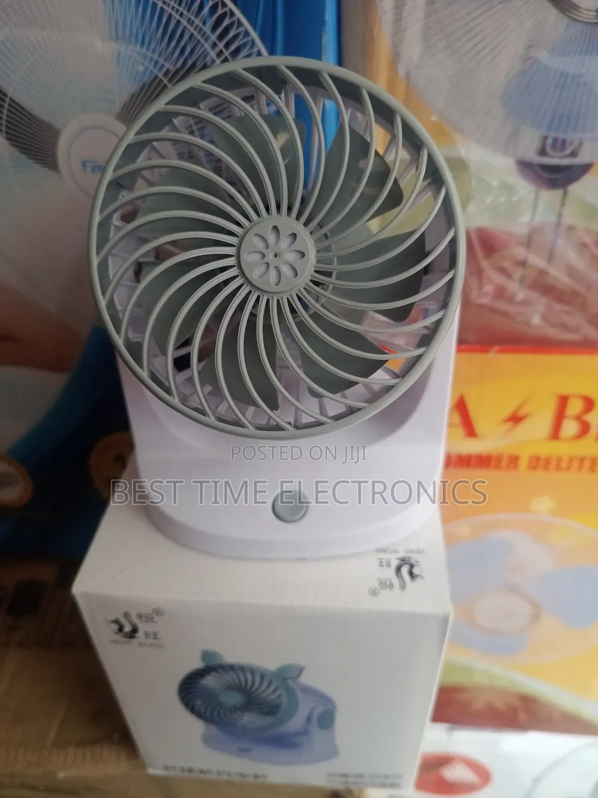 Heng Wong Portable Mini Charge Fan