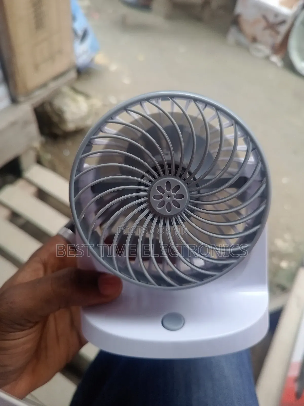 Heng Wong Portable Mini Charge Fan
