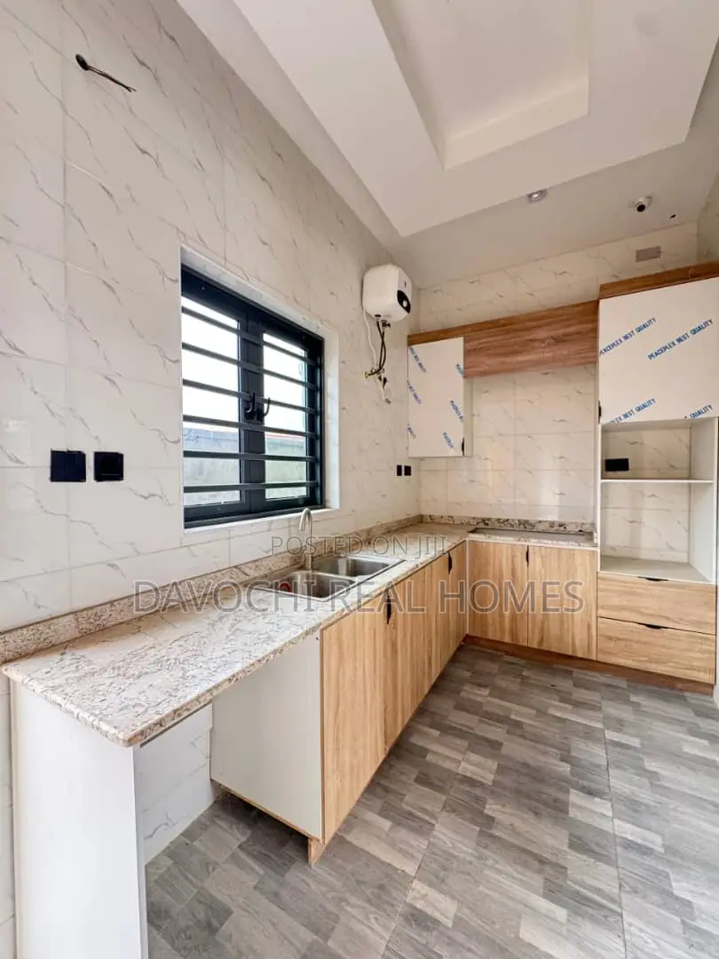 2bdrm Duplex in Dkk, Sangotedo for rent