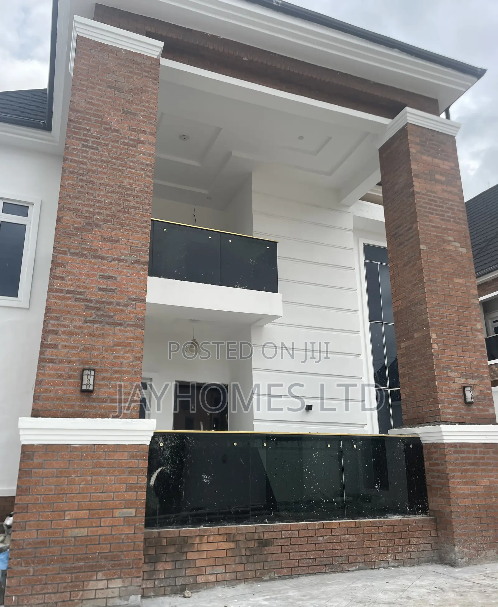 4 Bedroom Duplex for Sale at Back of Hampton Okpanam Road Asaba