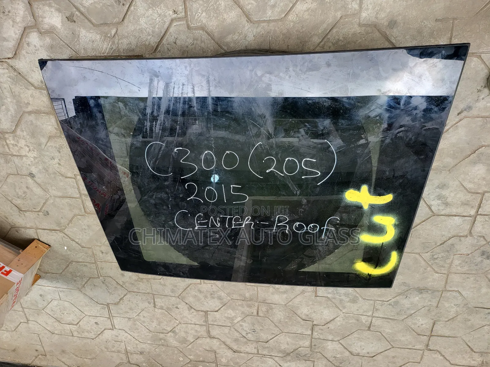 Benze C300 205 2015 Panoramic Roof Glass Available