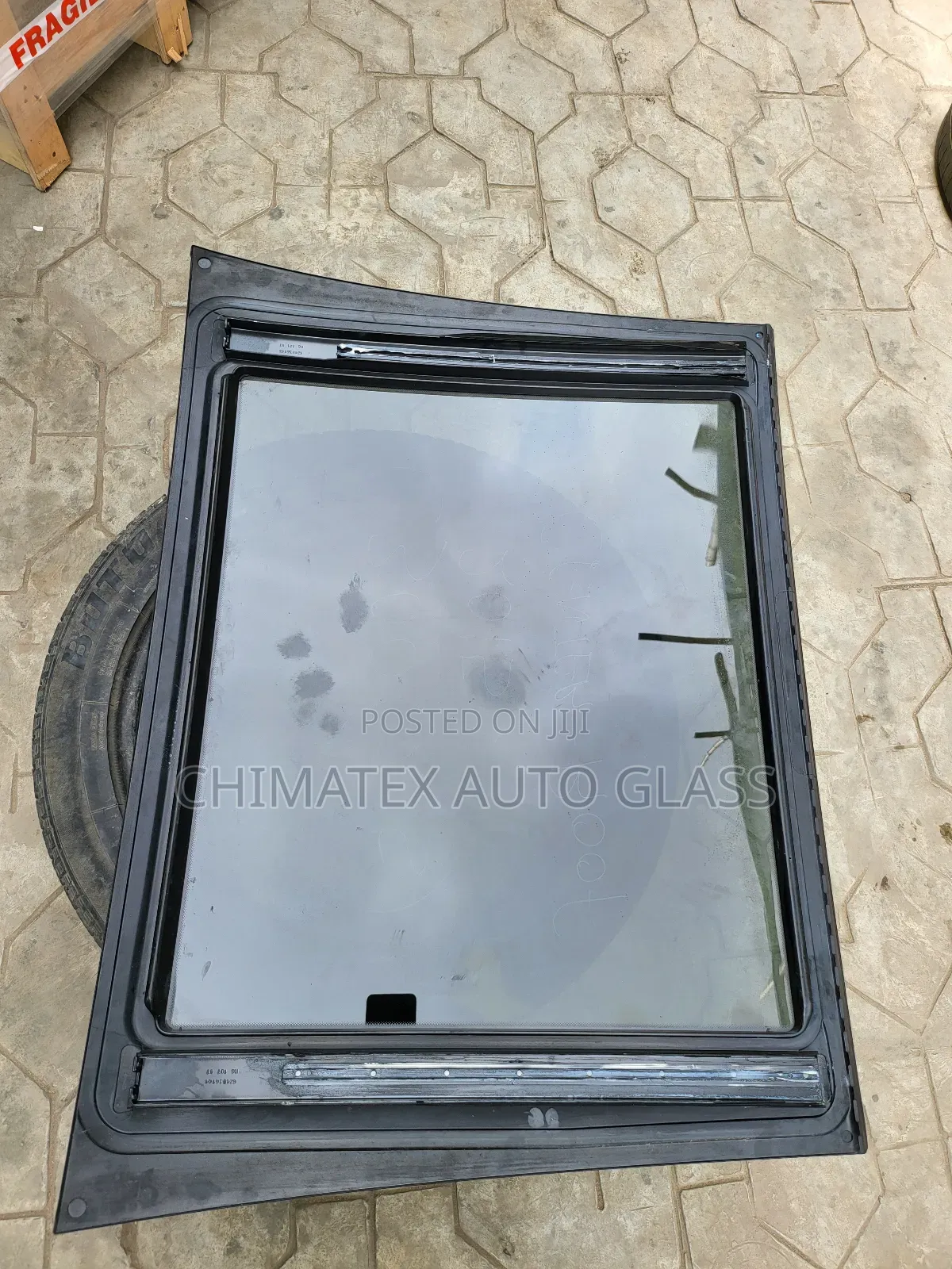 Benze C300 205 2015 Panoramic Roof Glass Available