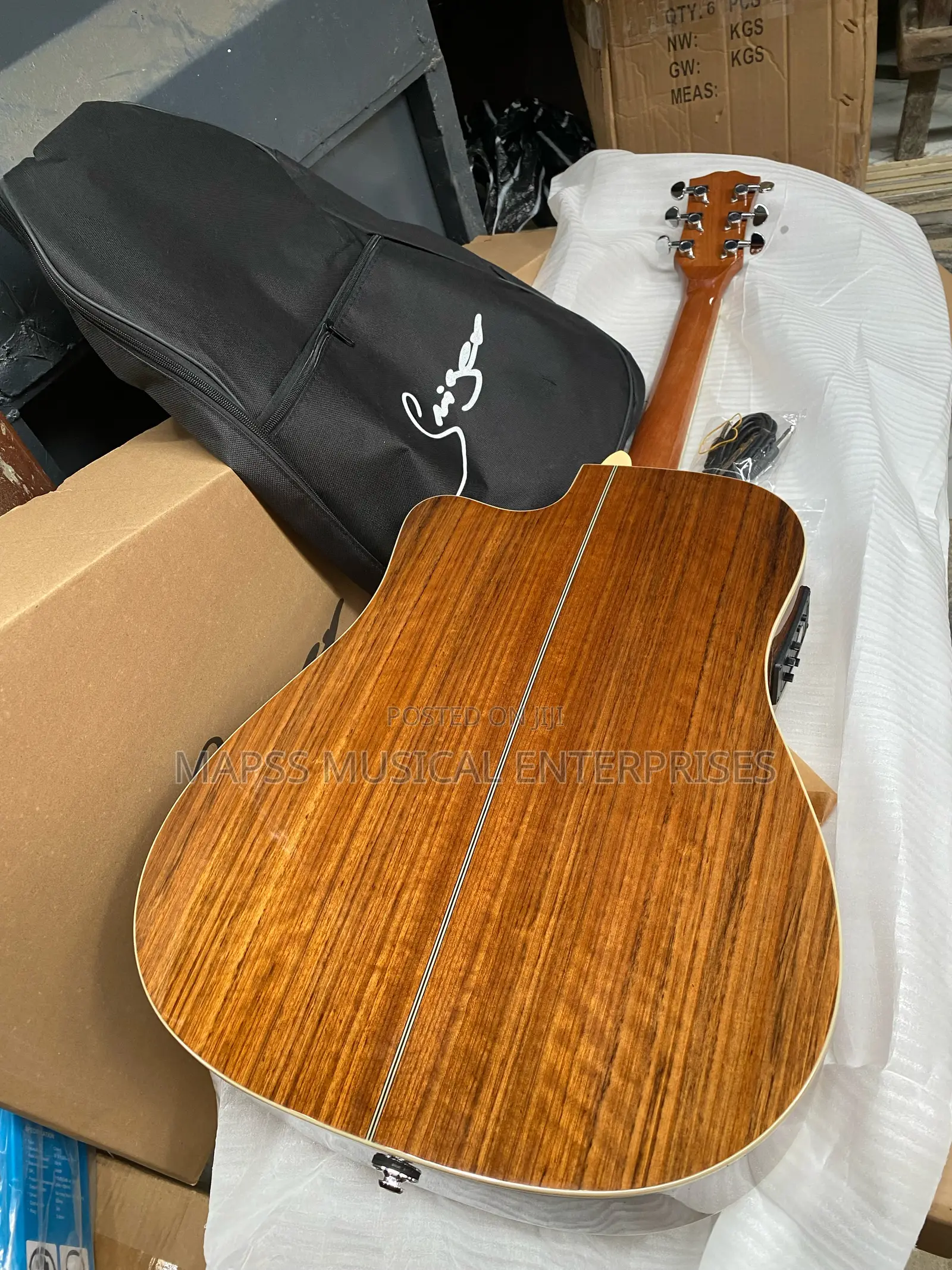 Smiger Dreadnought Cutaway Semi Acoustic Guitar
