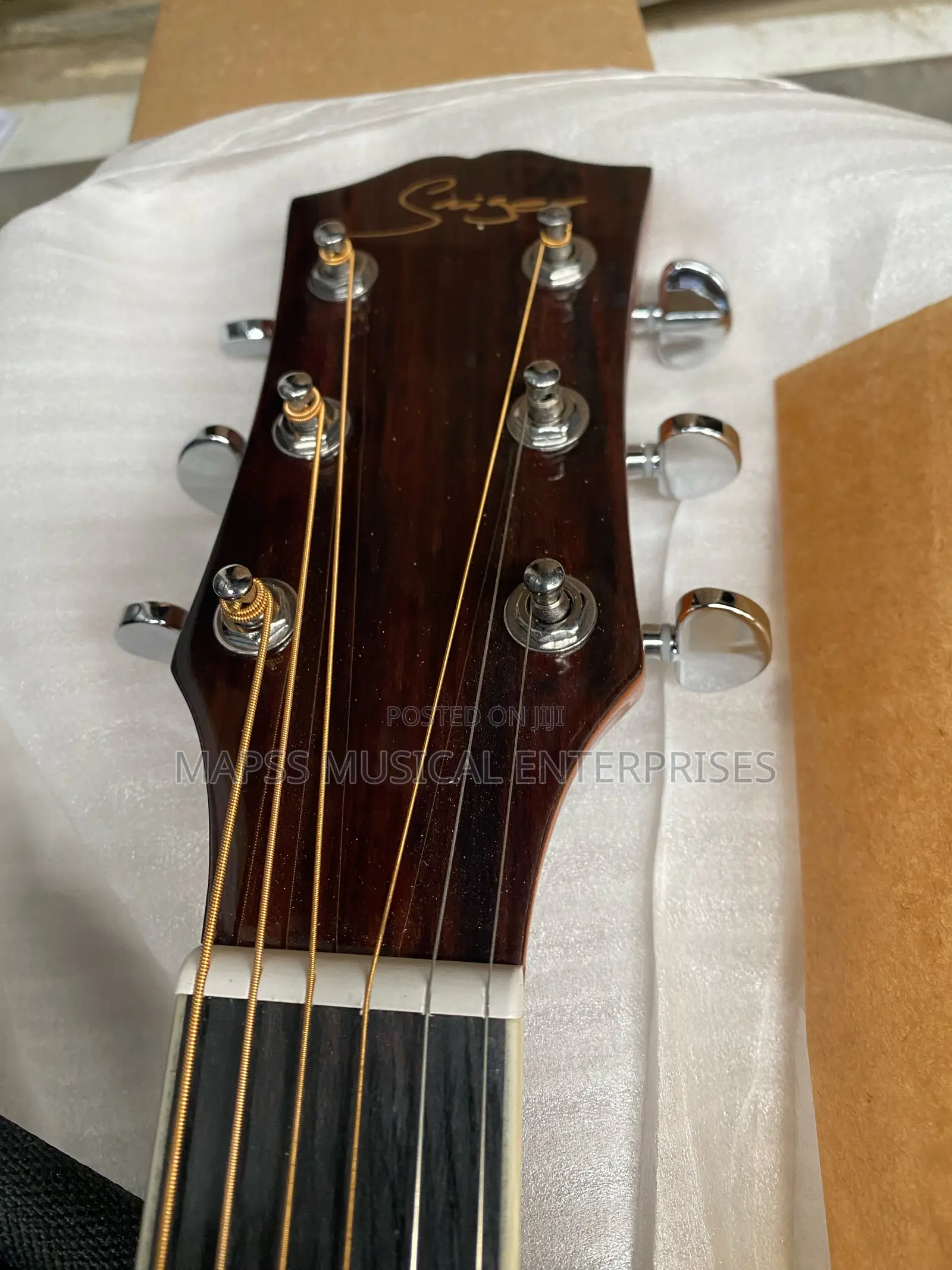Smiger Professional Semi Acoustic Guitar