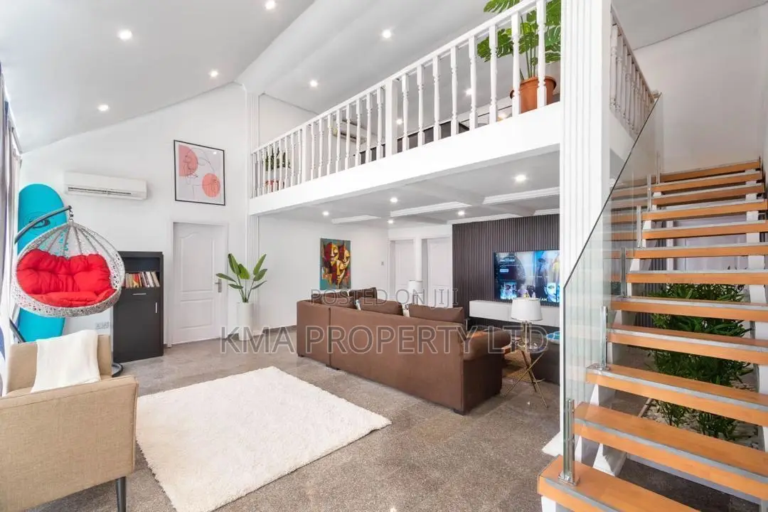 Luxurious 2 Bedroom Duplexes ( Waterfront )
