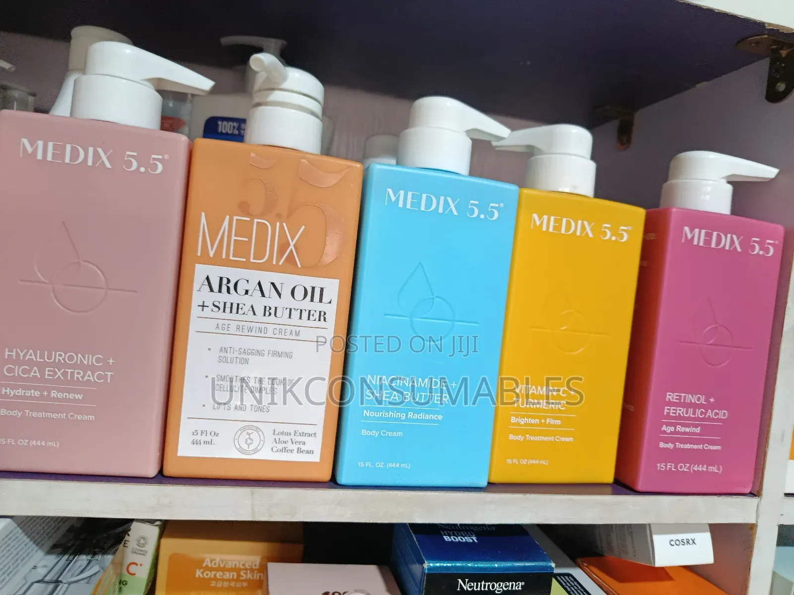 Vitamin C + Hyaluronic+ Argan Oil + Retinol + Naicinamide Body Cream